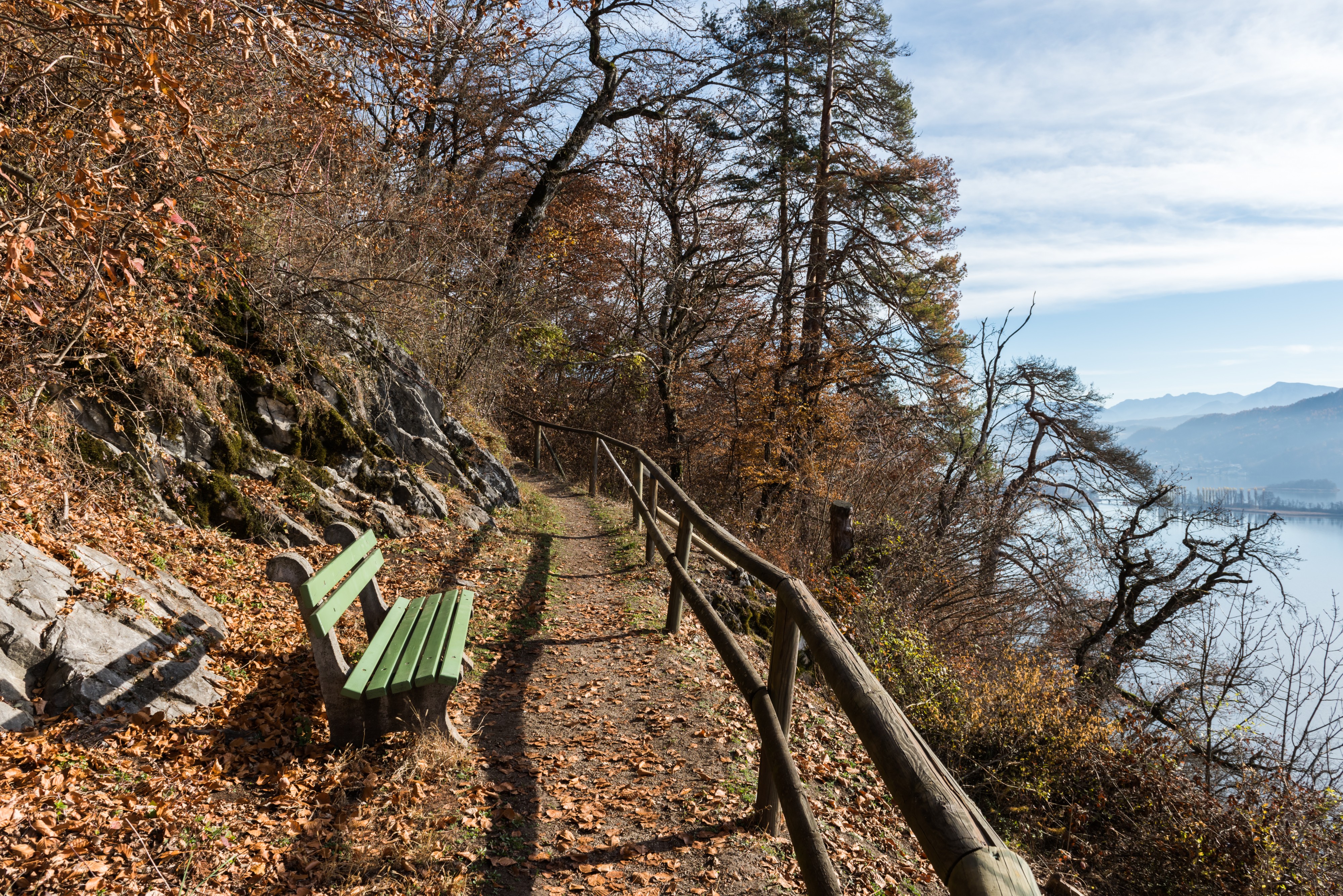 Poertschach Glorietteweg Waldbank 19112015 9203