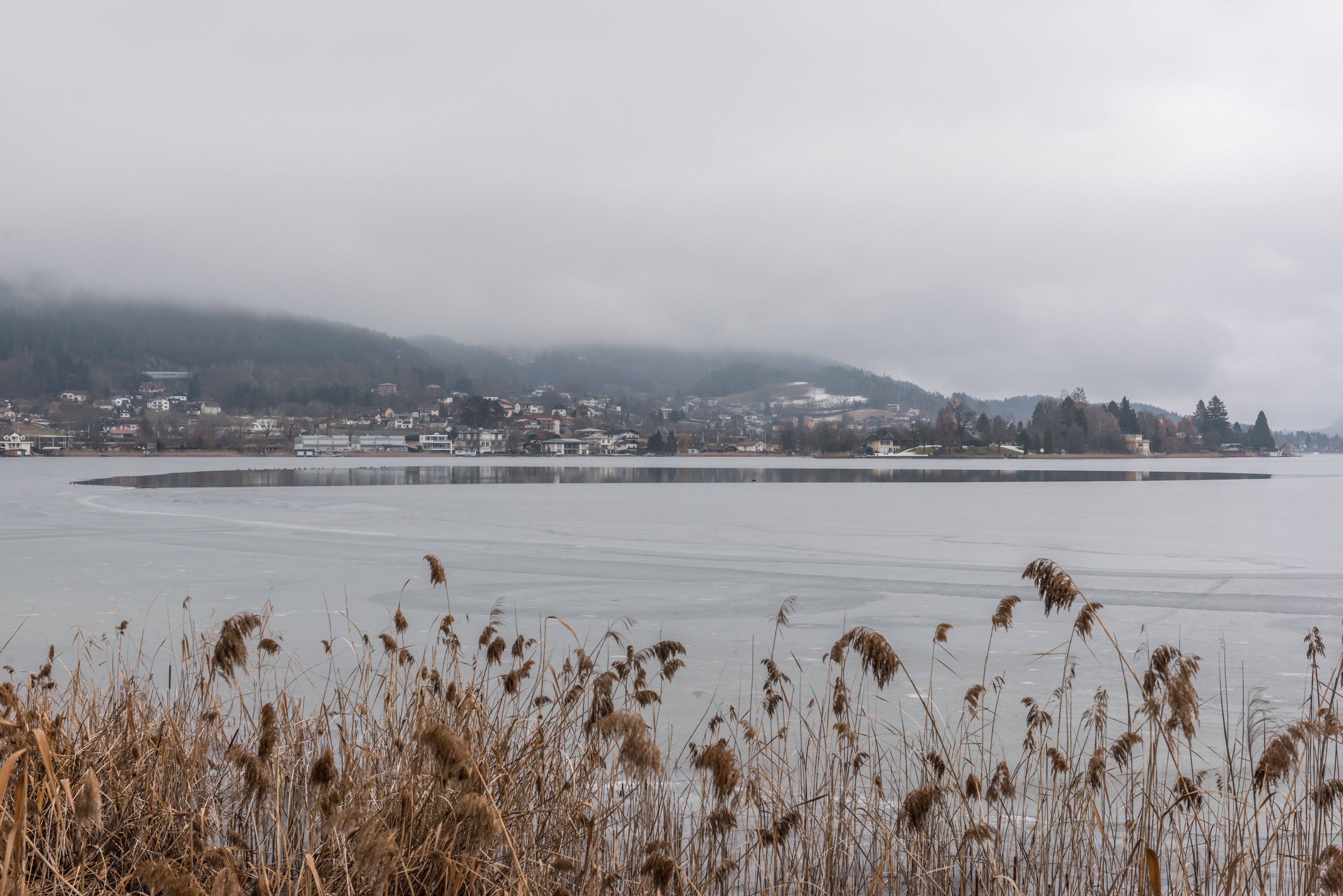 Poertschach Halbinselpromenade eisbedeckte Kopperbucht 05022017 6276