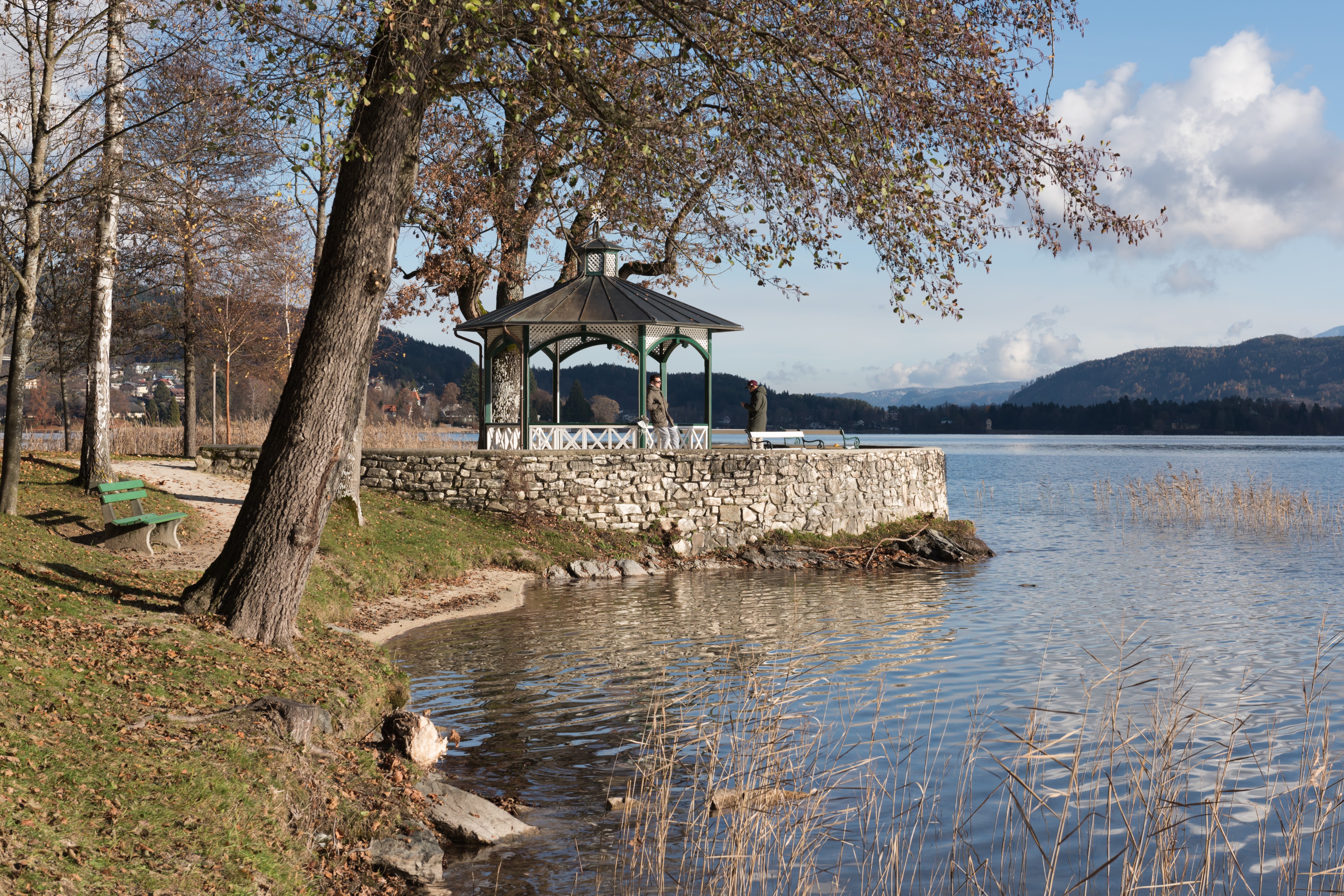 Poertschach Halbinselpromendade Landspitz Pavillon 22112015 9251