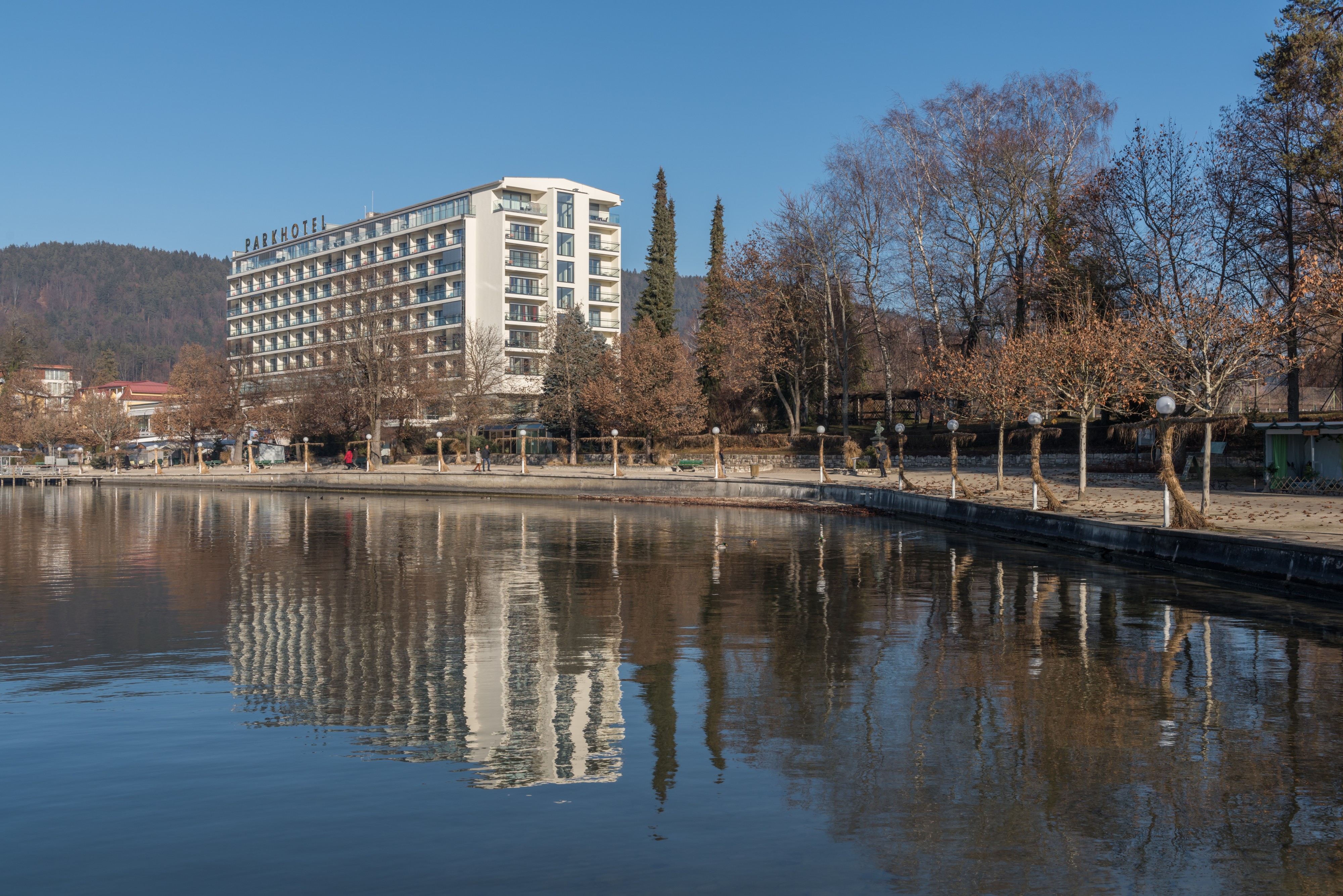 Poertschach Hans-Pruscha-Weg 5 Parkhotel 25122015 9843