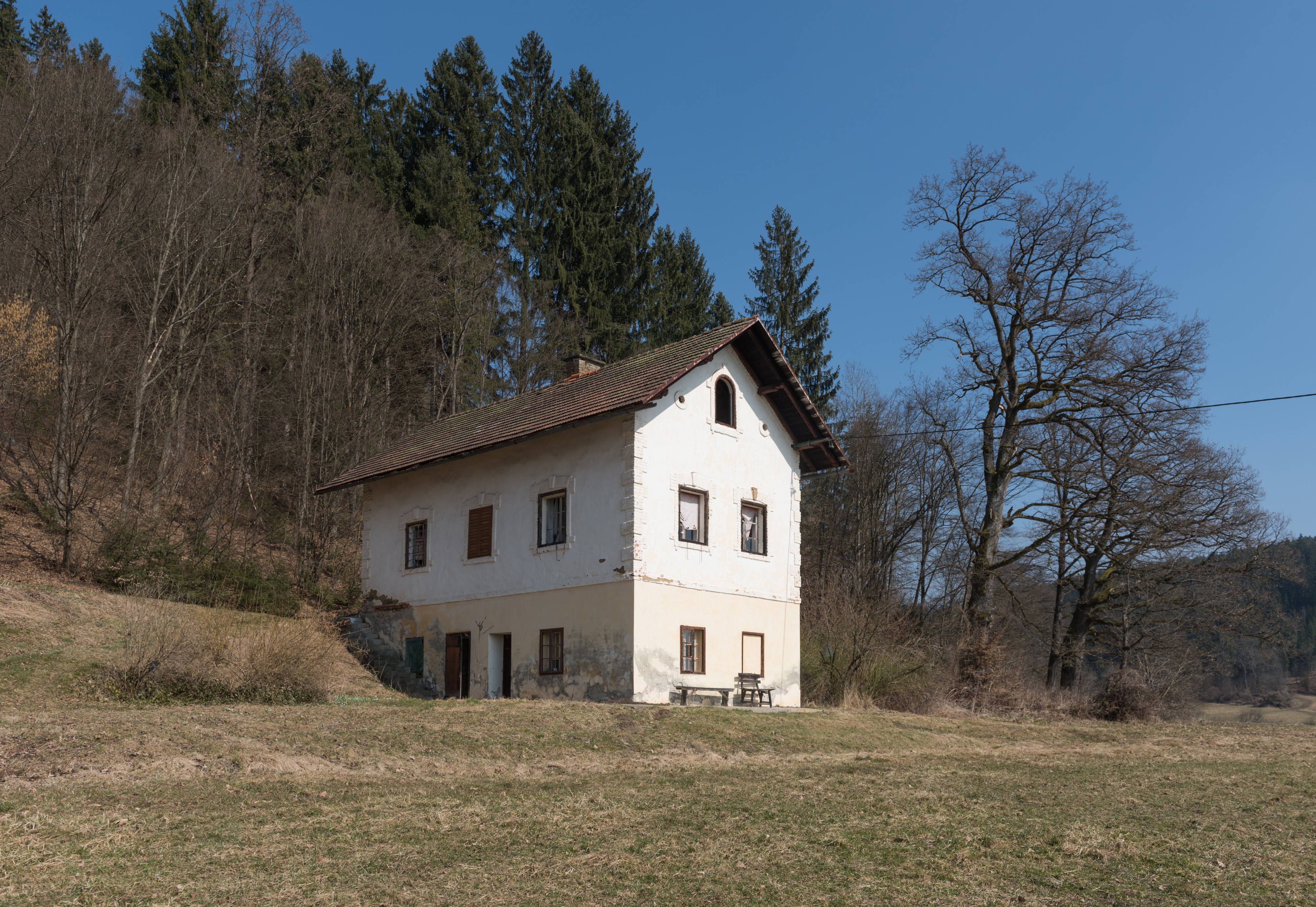 Poertschach Quellweg 38 Gimplhof 18032015 0880