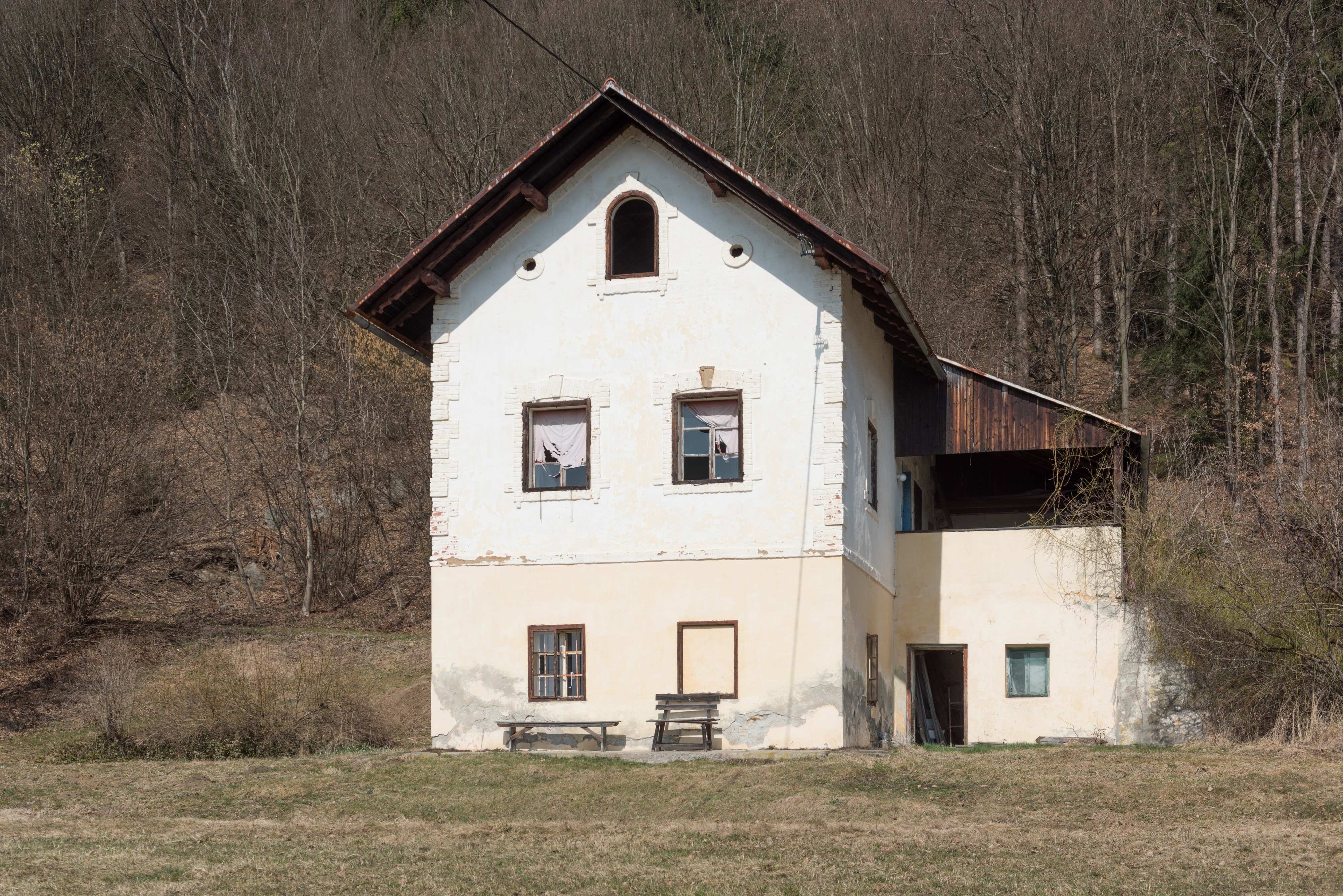 Poertschach Quellweg 38 Gimplhof 18032015 0881