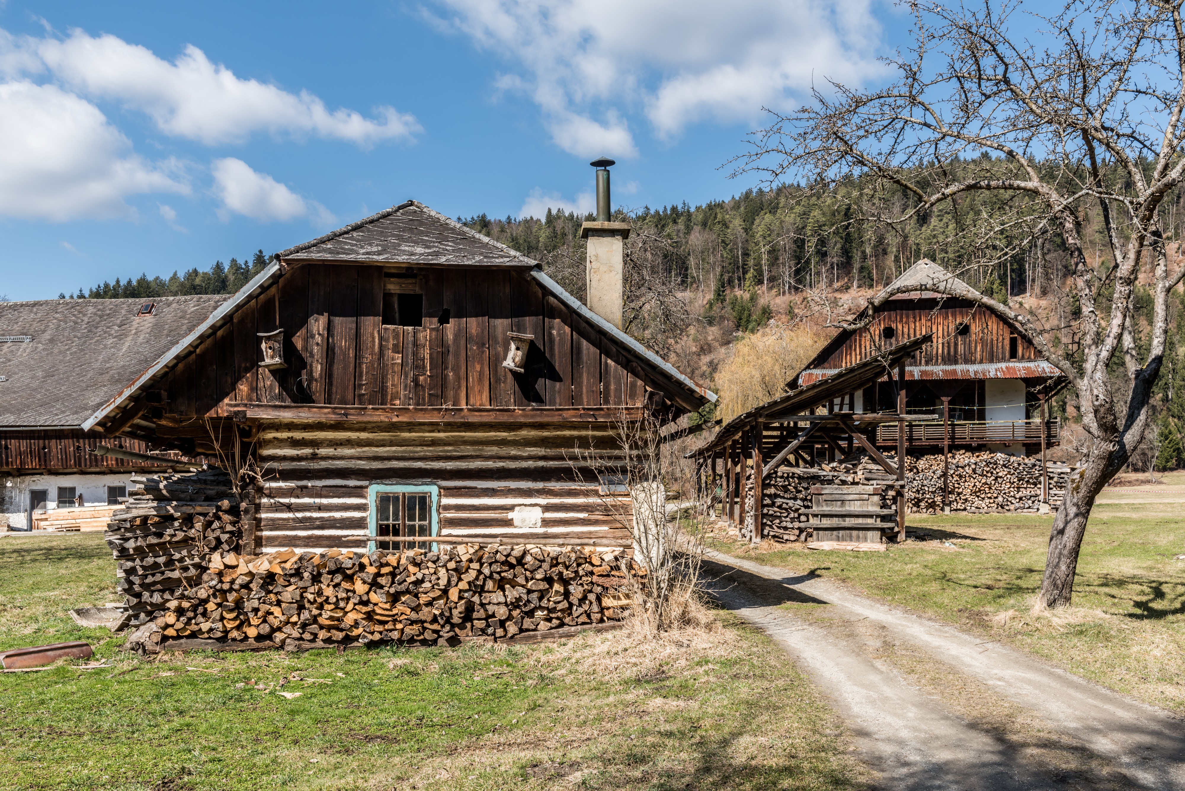 Poertschach Winklern Brockweg Brockhof altes Auszugshaus S-Ansicht 12032016 6532