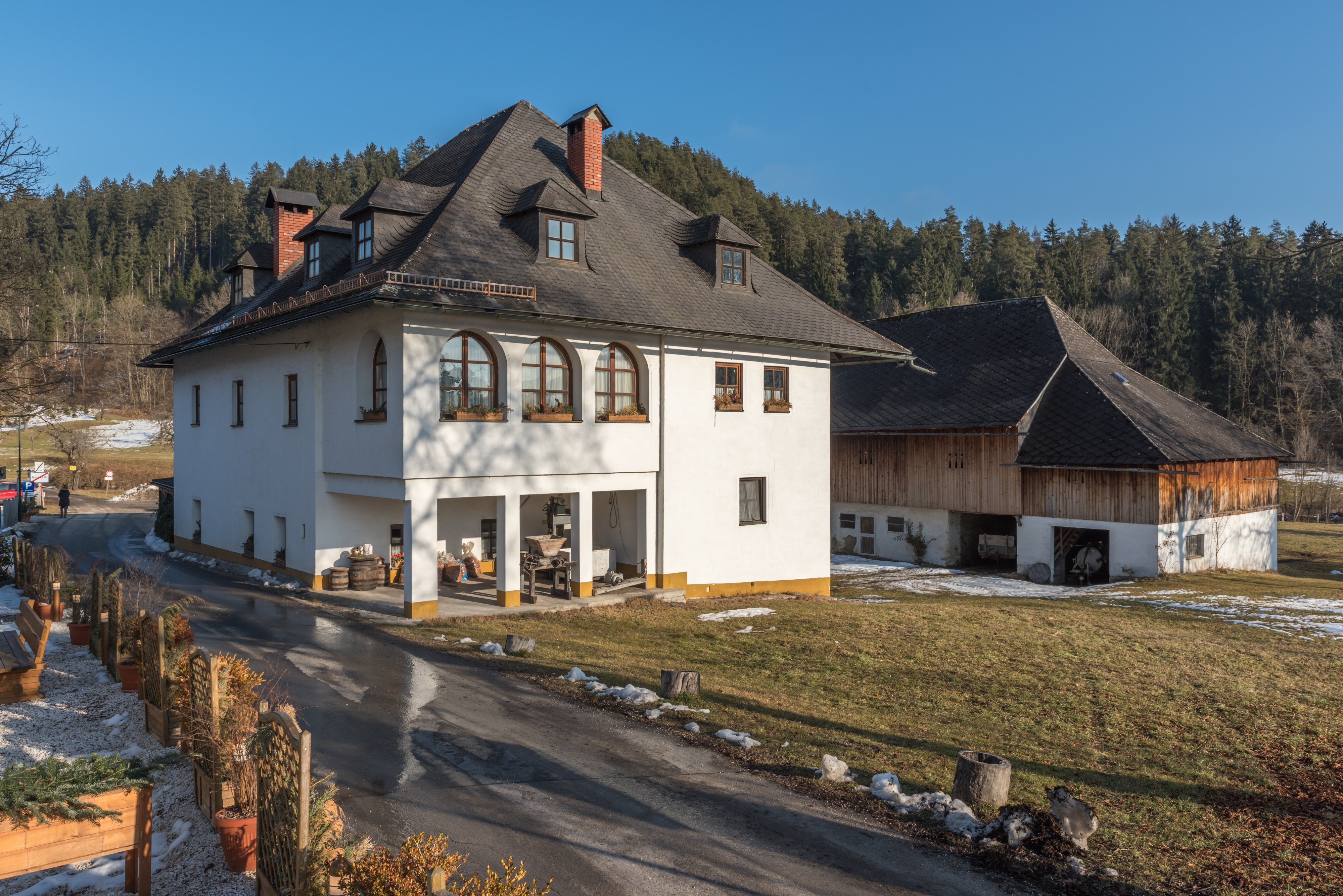Poertschach Winklern Gaisrueckenstrasse 70 Brock Hof 19022017 6307