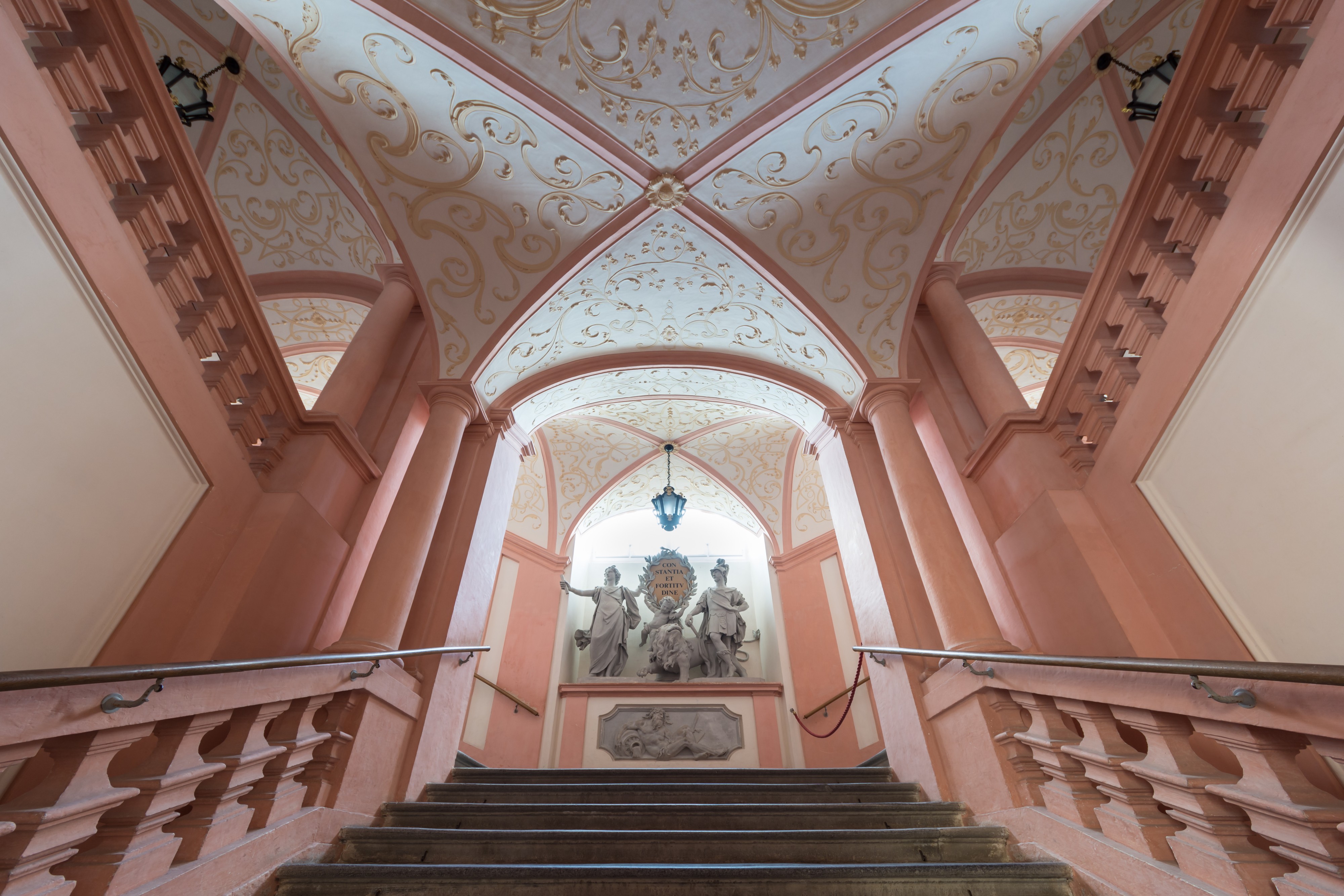 Stift Melk Kaiserstiege 01