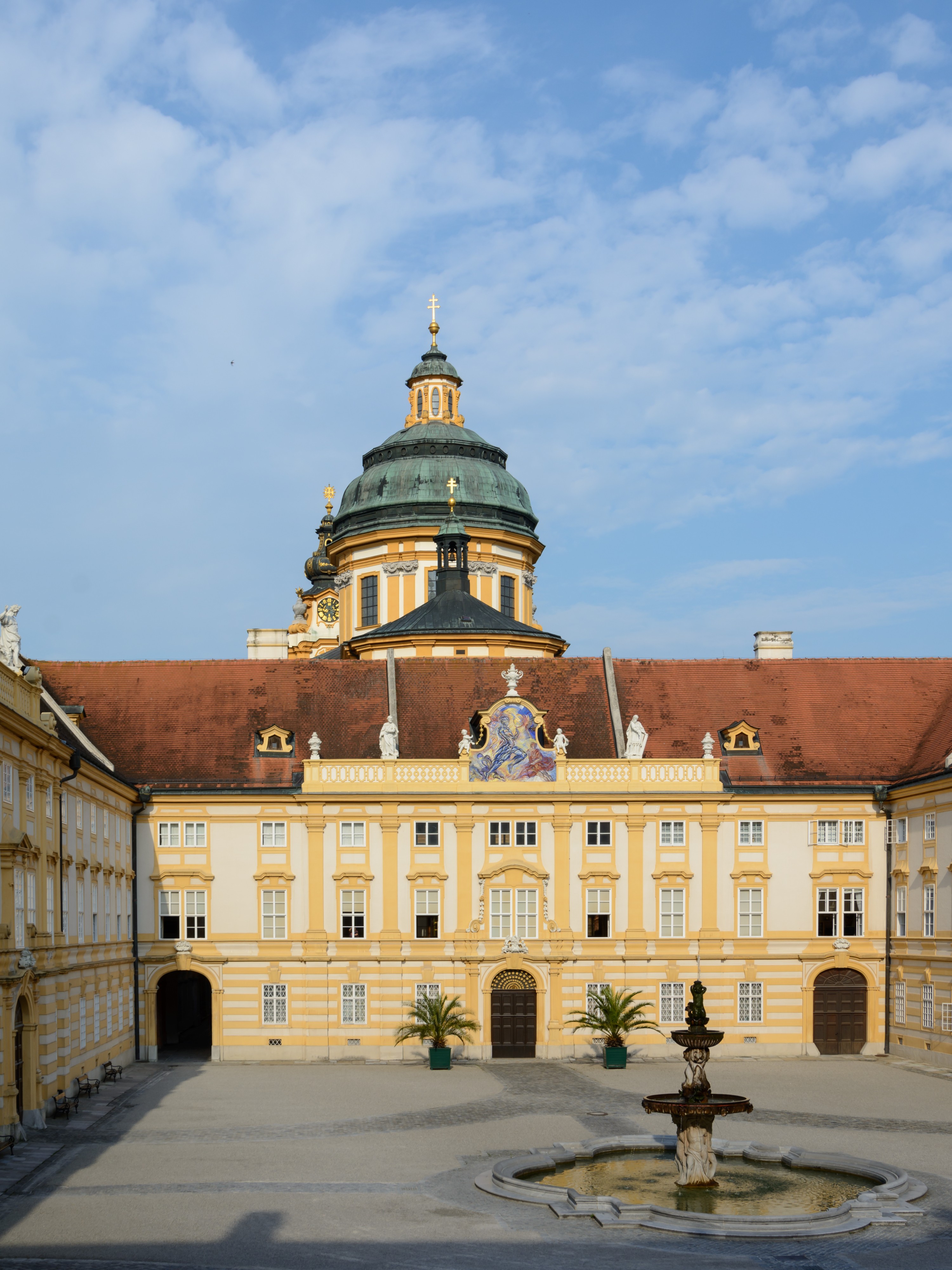 Stift Melk Prälatenhof 02