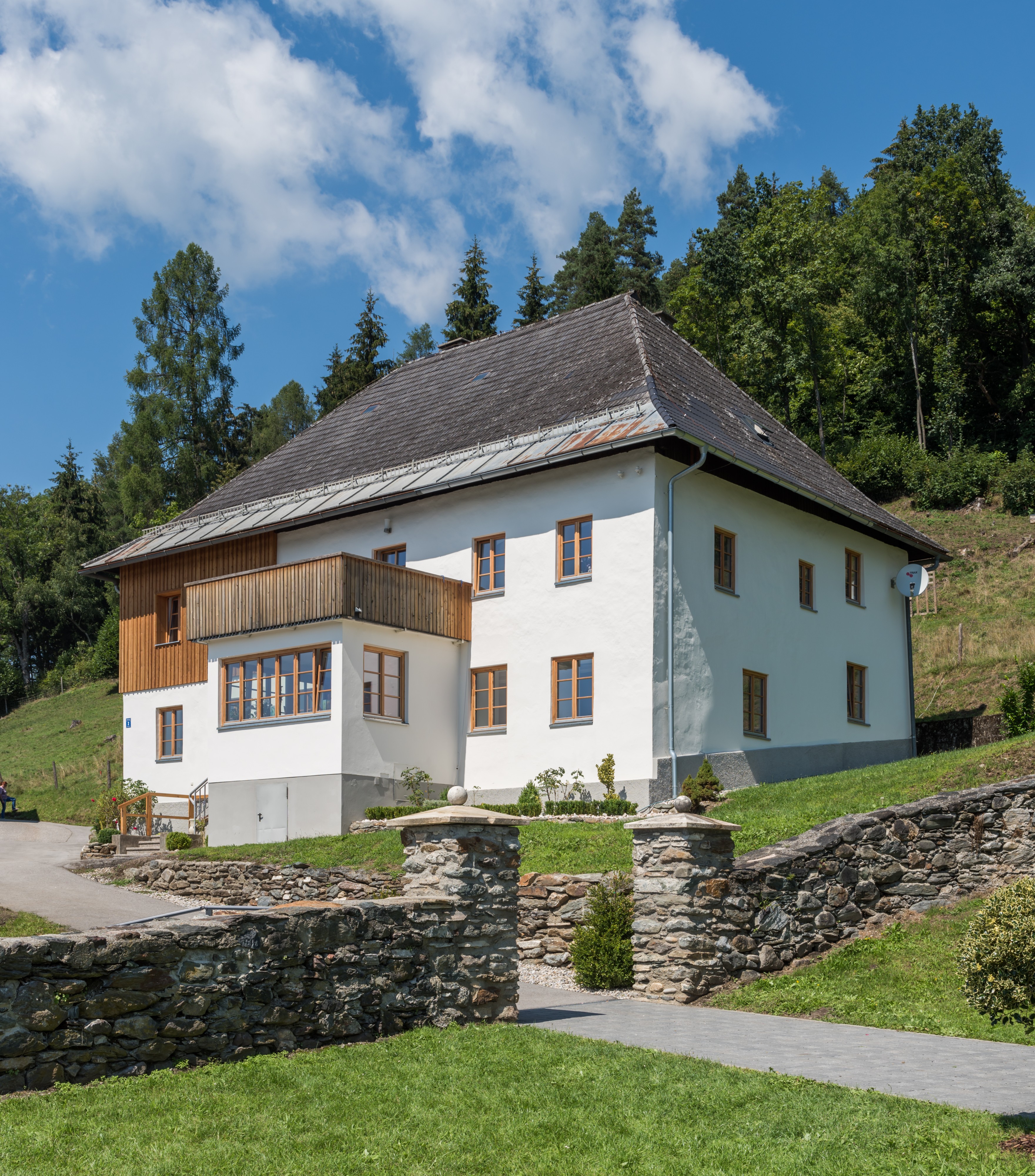 Techelsberg Sankt Martin 2 Pfarrhof 22082015 6871