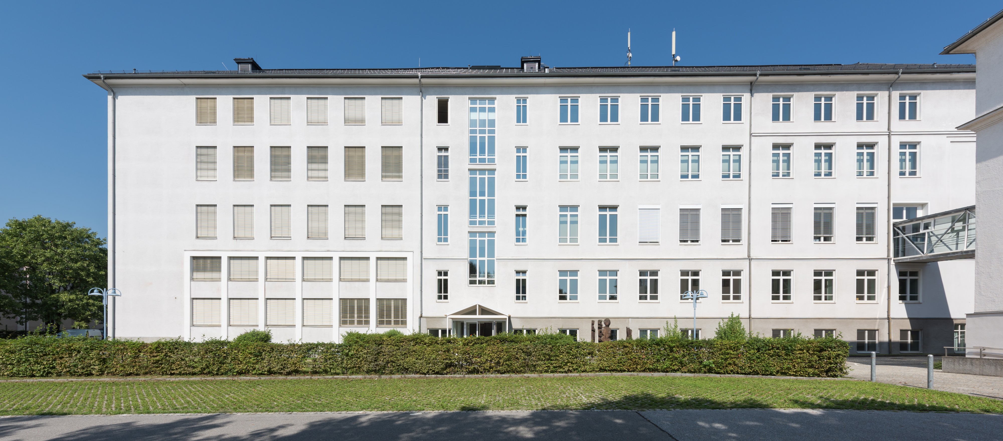 Villach Richard-Wagner Strasse 8 CHS-Hauptgebauede 07082015 6508