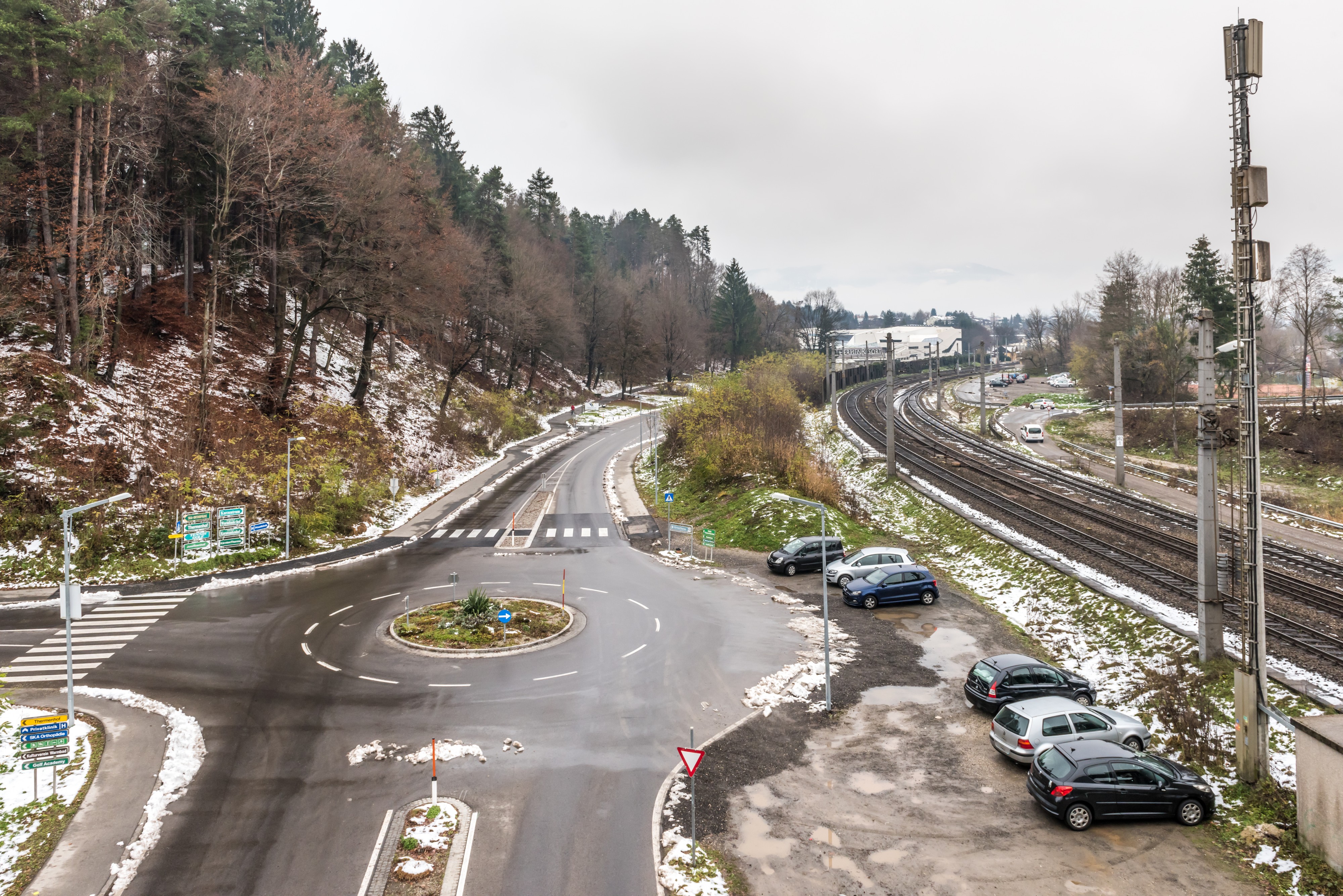 Villach Warmbad Warmbader Straße Kreisverkehr 22112018 5469