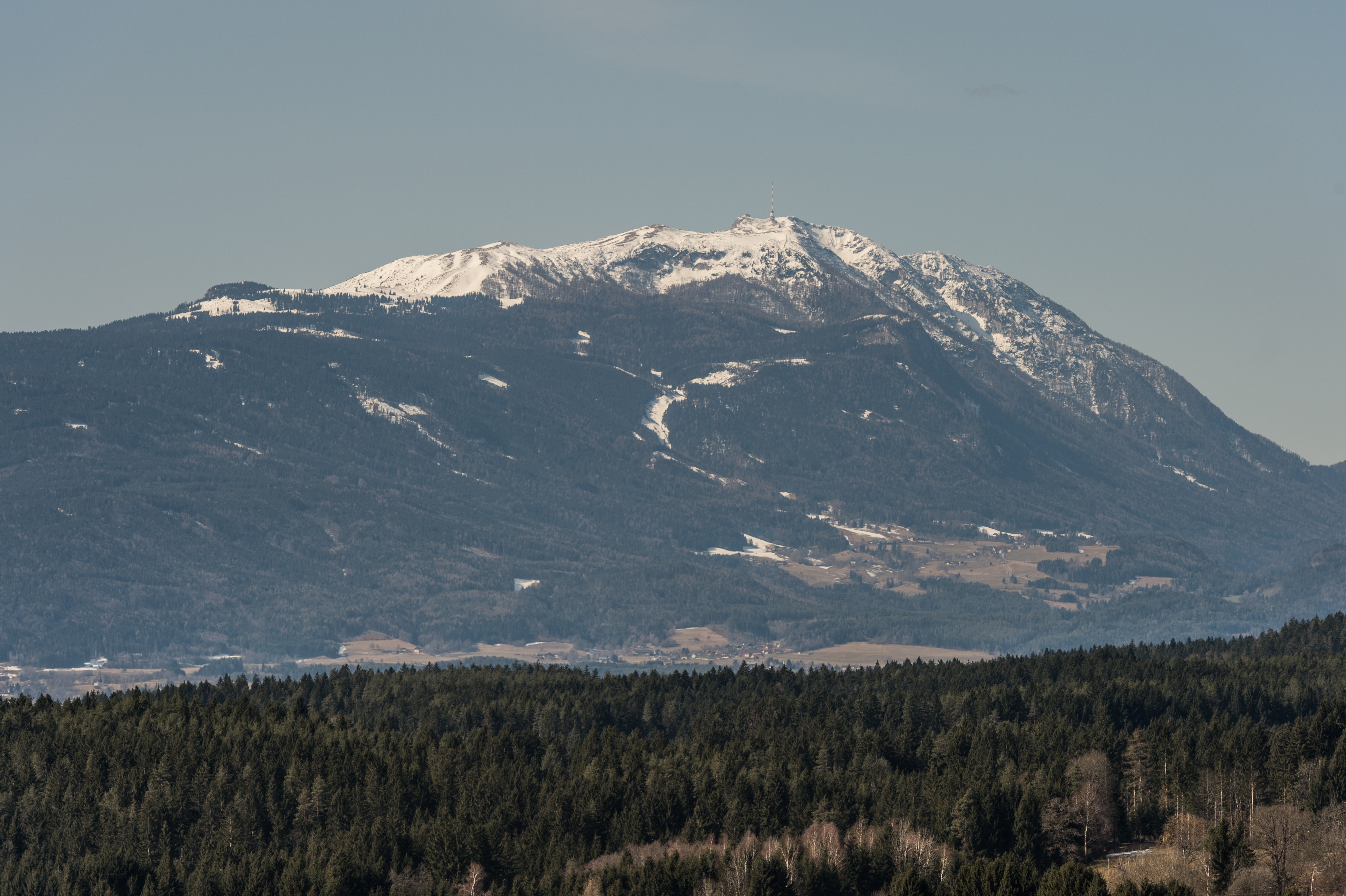 Wernberg Stallhofen Blick auf den Dobratsch 12032015 0524