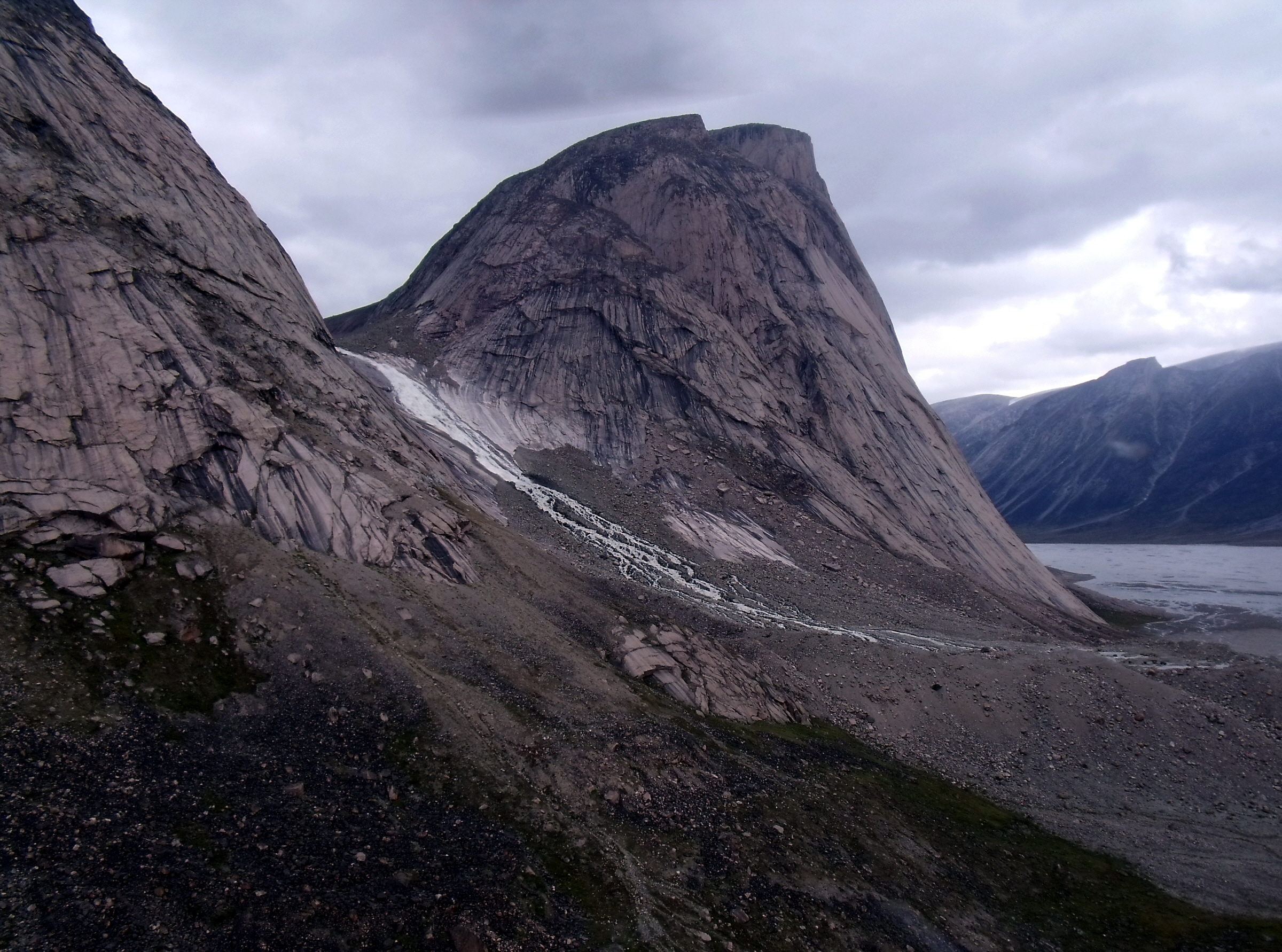 Auyuittuq National Park, Baffin Island, Nunavut -c