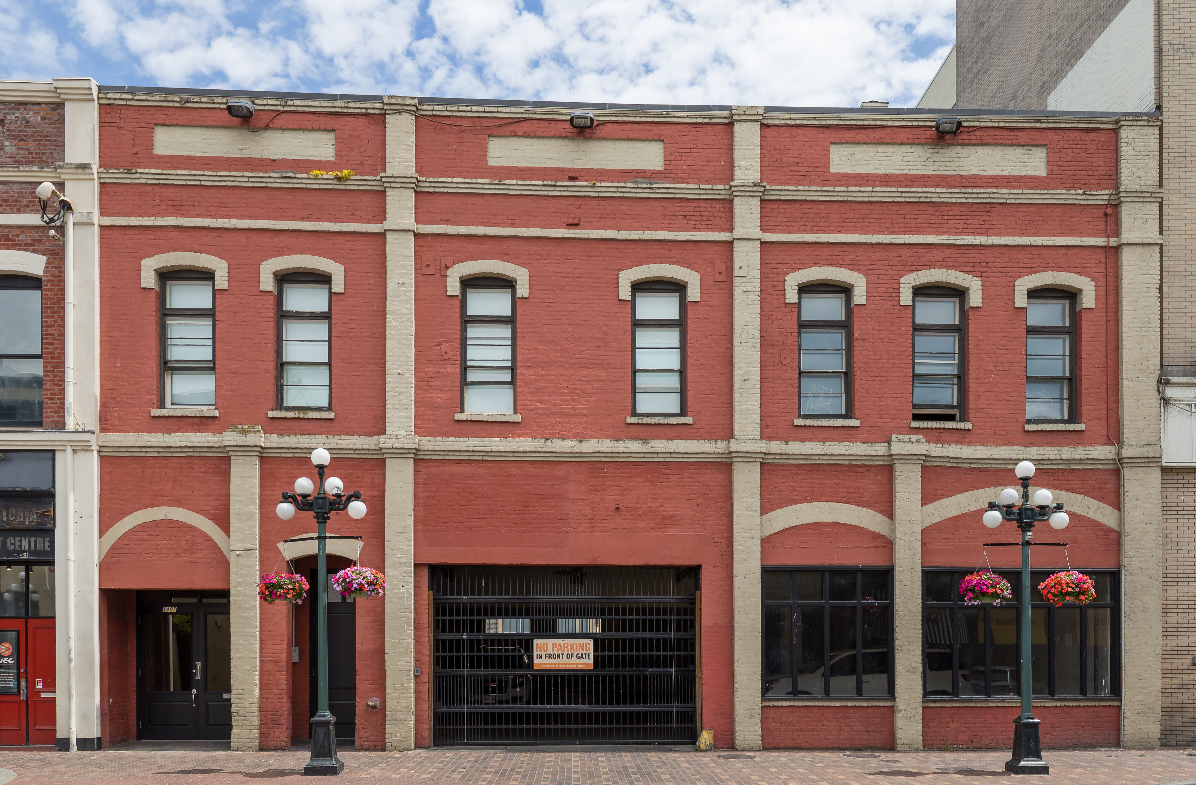 Building at Broad St, Victoria, British Columbia, Canada 09