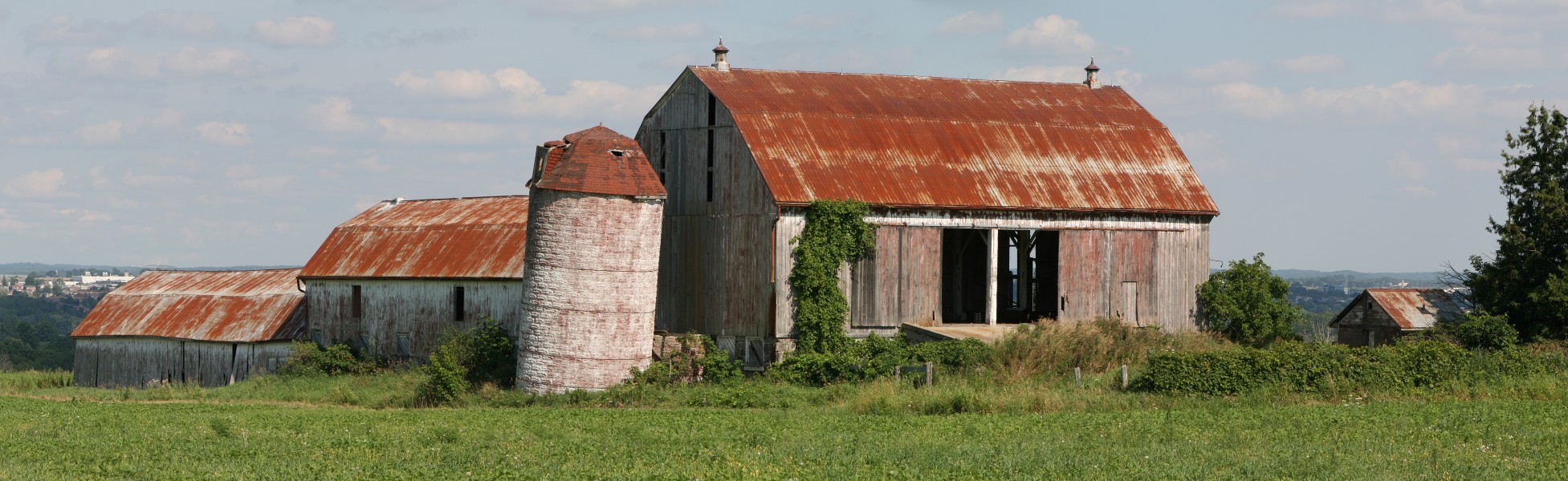 Barn Pano(9467)-Relic38