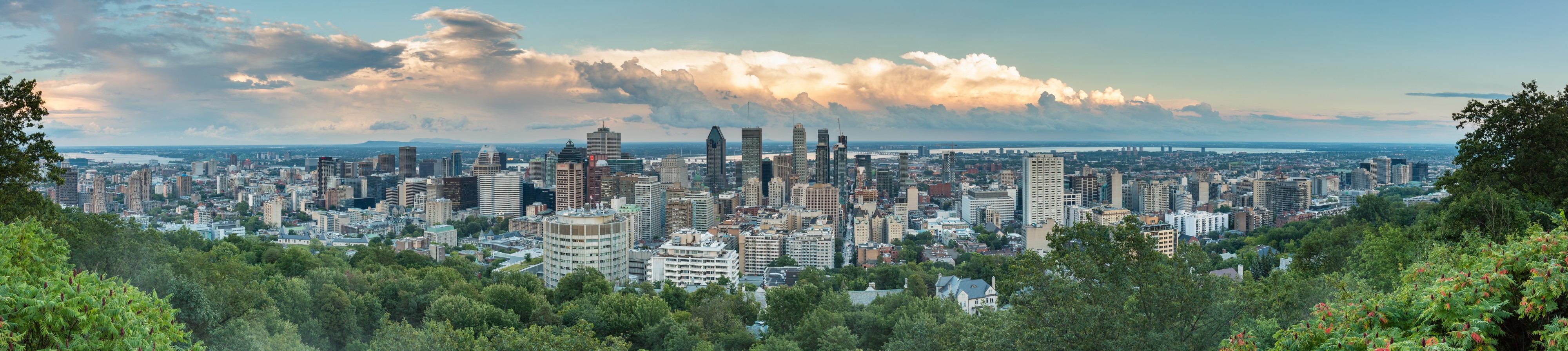 Vista de Montreal desde el Monte Royal, Canadá, 2017-08-12, DD 70-74 PAN