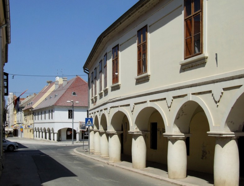 Buildings in Vukovar (by Pudelek) 2