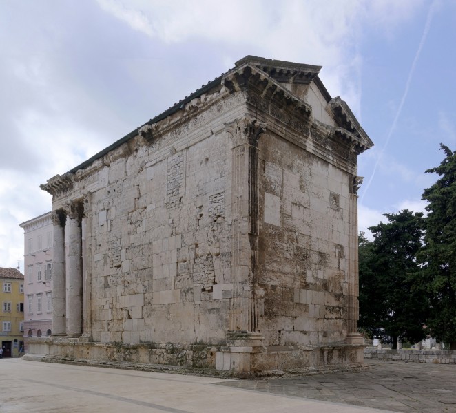 Croatia Pula 2014-10-11 11-24-40