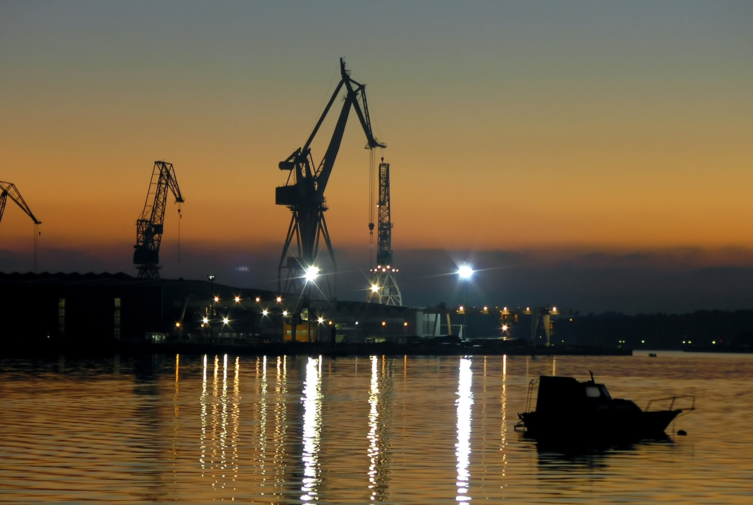 Sunset above pula harbour