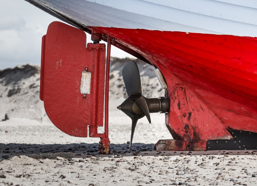 Rudder and propeller Beached fishing vessel Nørre Vorupør Denmark 2017-04-14