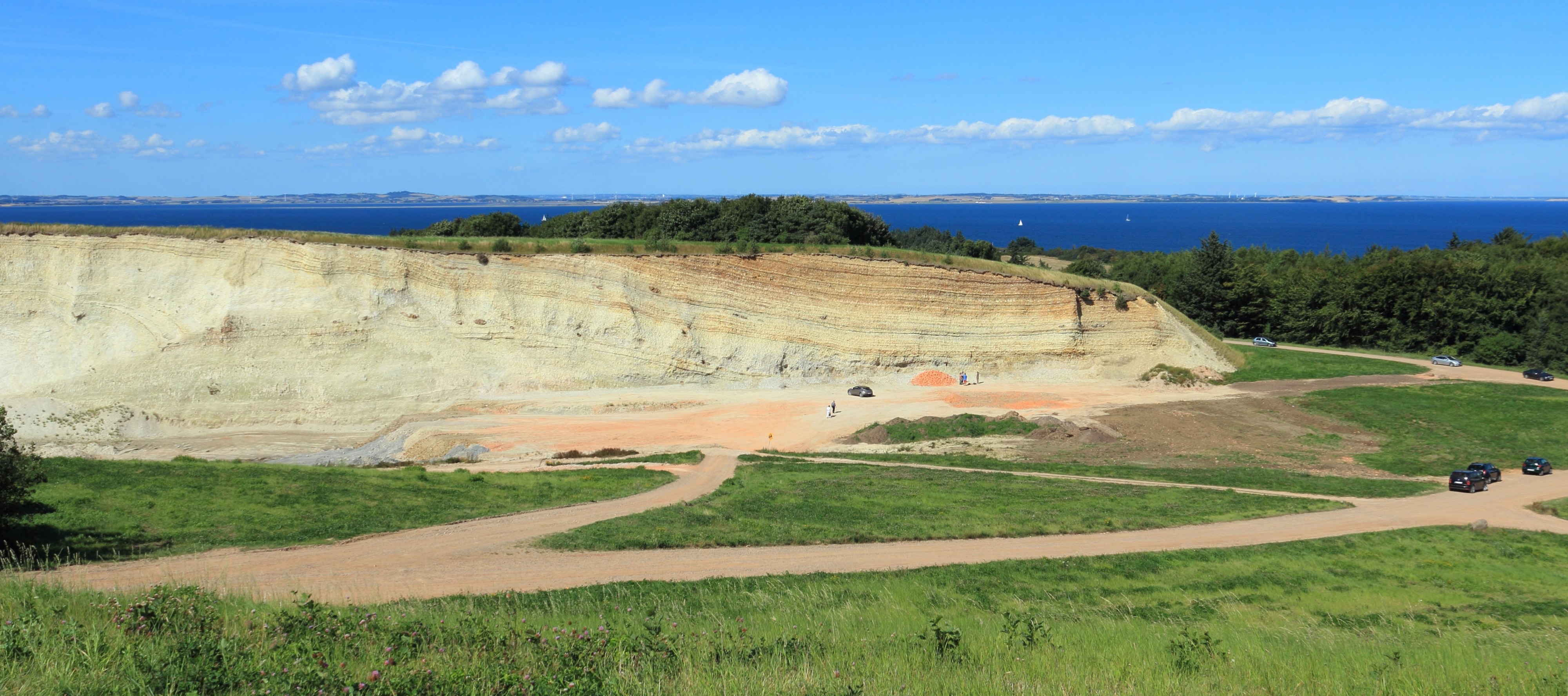 Moclay quarry Bette Jens Hyw Fur 2013-08-25 2