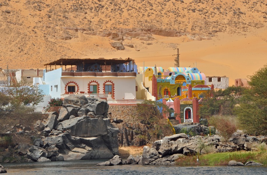 Aswan Naj Suhayl Gharb R01
