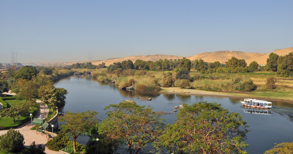 Aswan Nile R22
