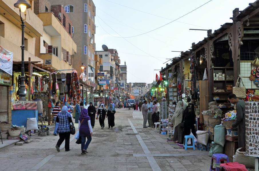 Aswan Souq R01