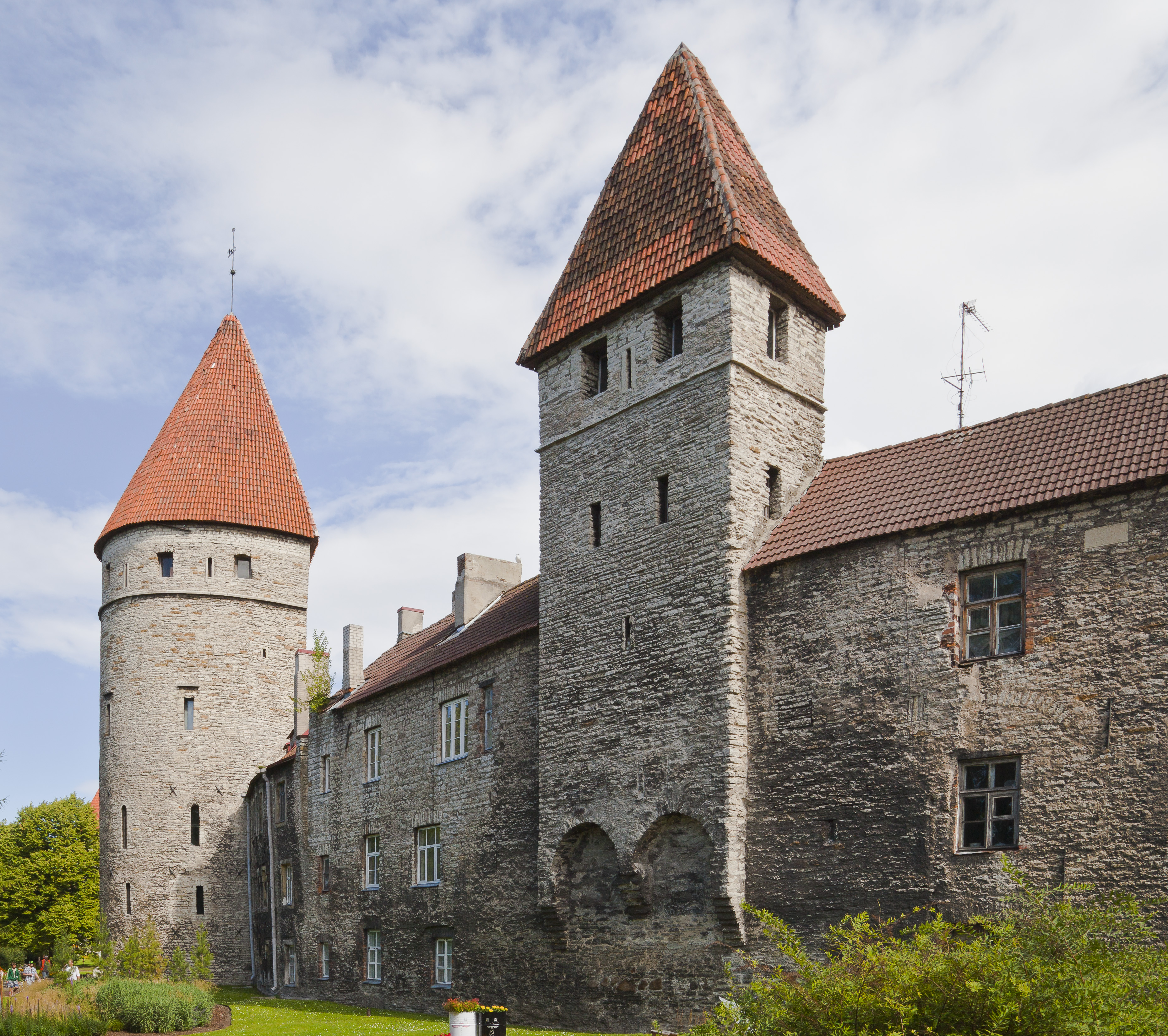 Plaza de la Torre, Tallinn, Estonia, 2012-08-05, DD 12