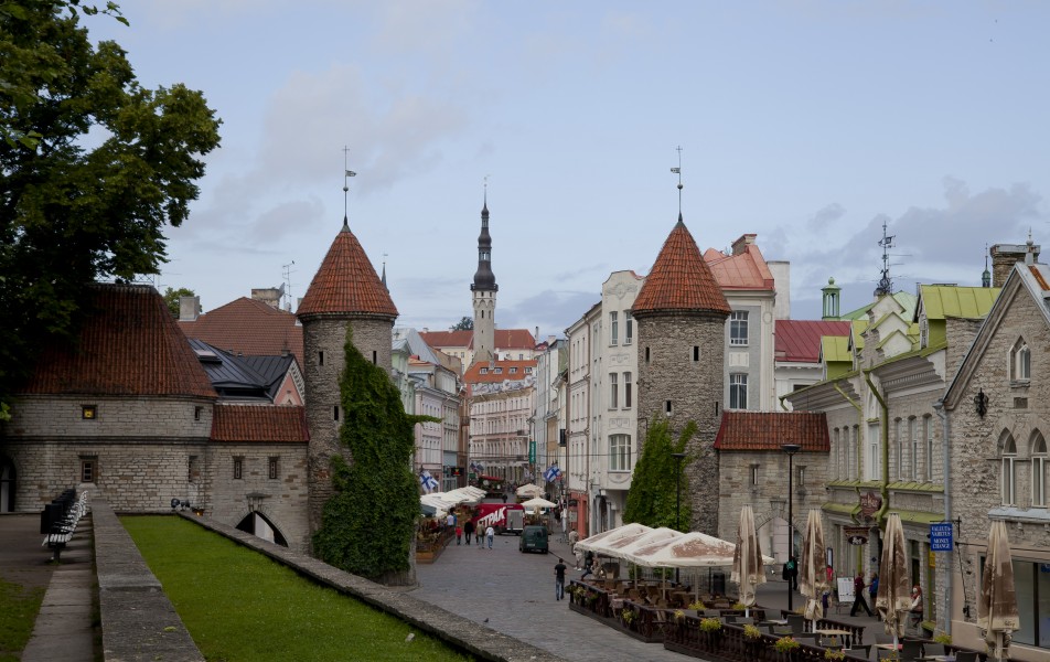 Puerta de Viru, Tallinn, Estonia, 2012-08-05, DD 08