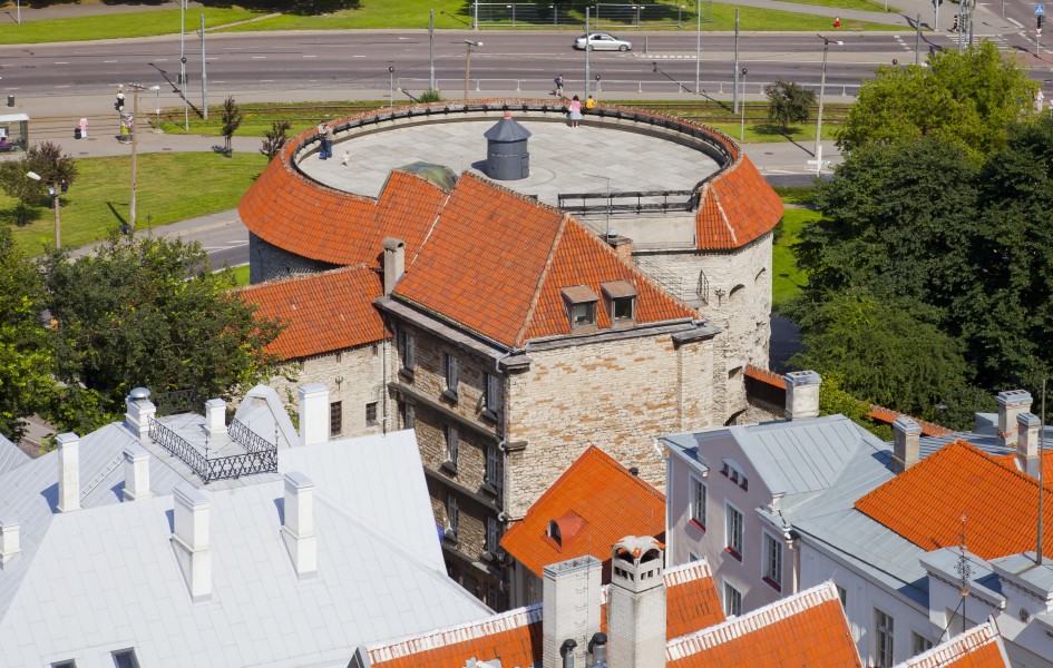 Vistas panorámicas desde la iglesia de San Olaf, Tallinn, Estonia, 2012-08-05, DD 06