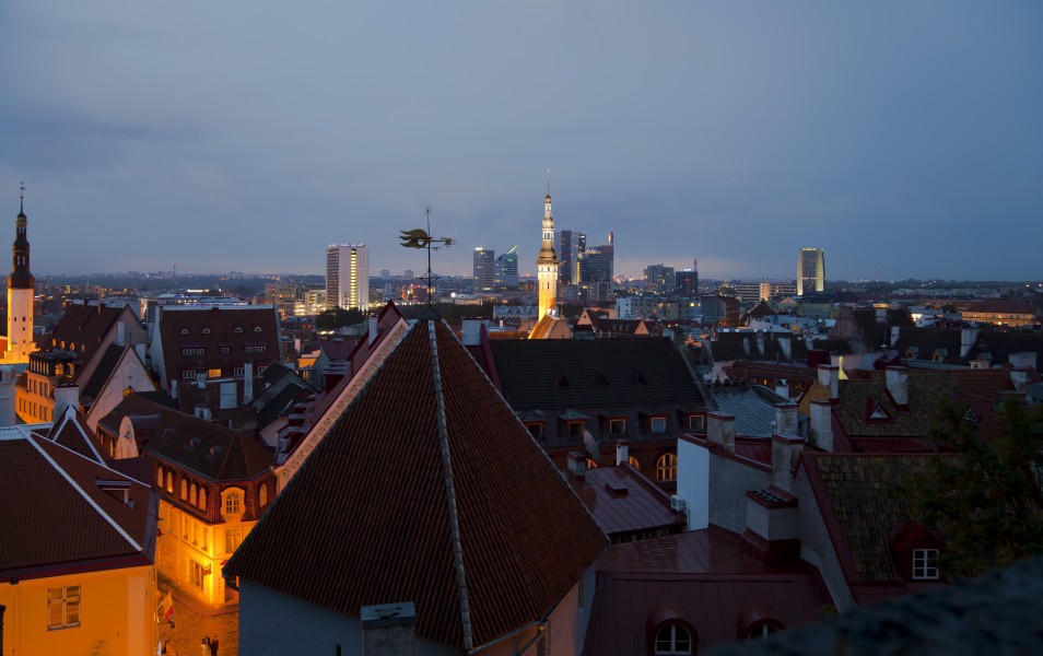 Vistas panorámicas desde Toompea, Tallinn, Estonia, 2012-08-05, DD 18