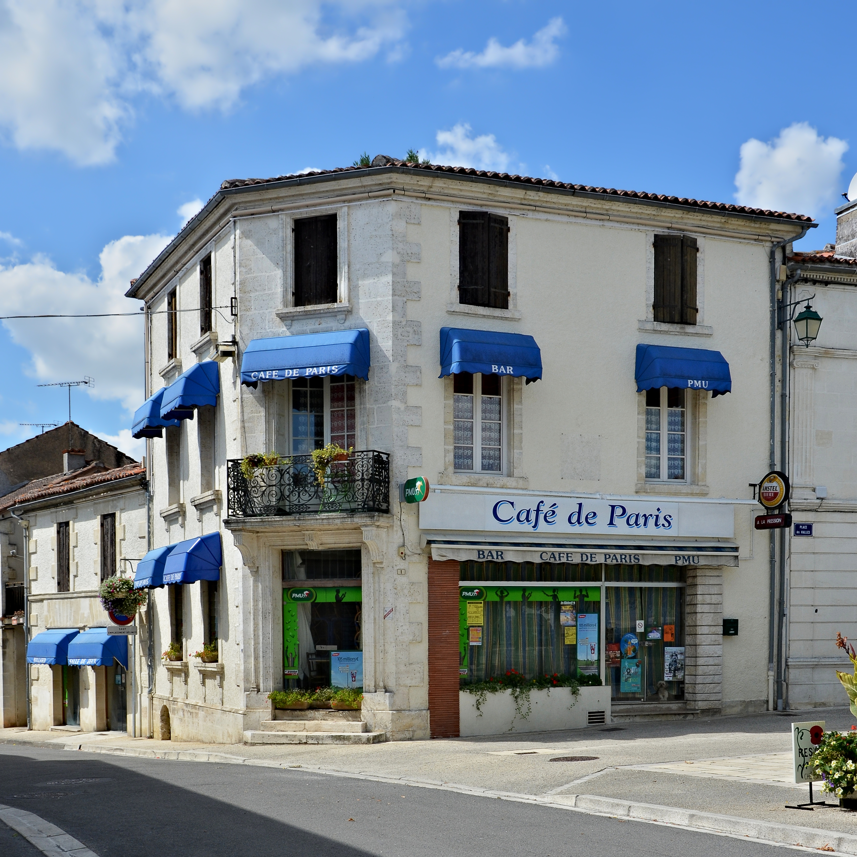 Baignes 16 Café 2013