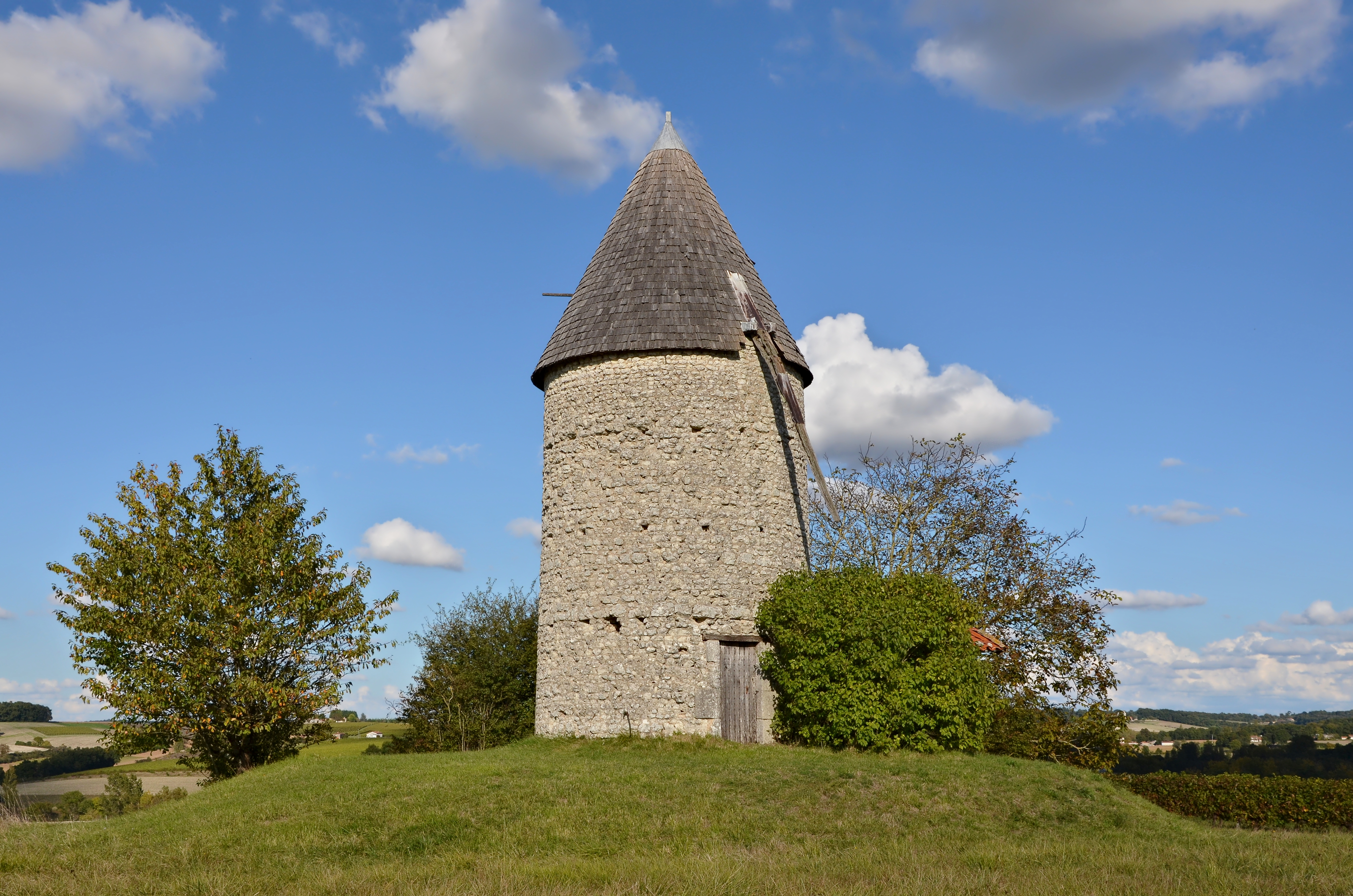 Bessac 16 Moulin de la Paille XVIIIe Vue SSW 2014