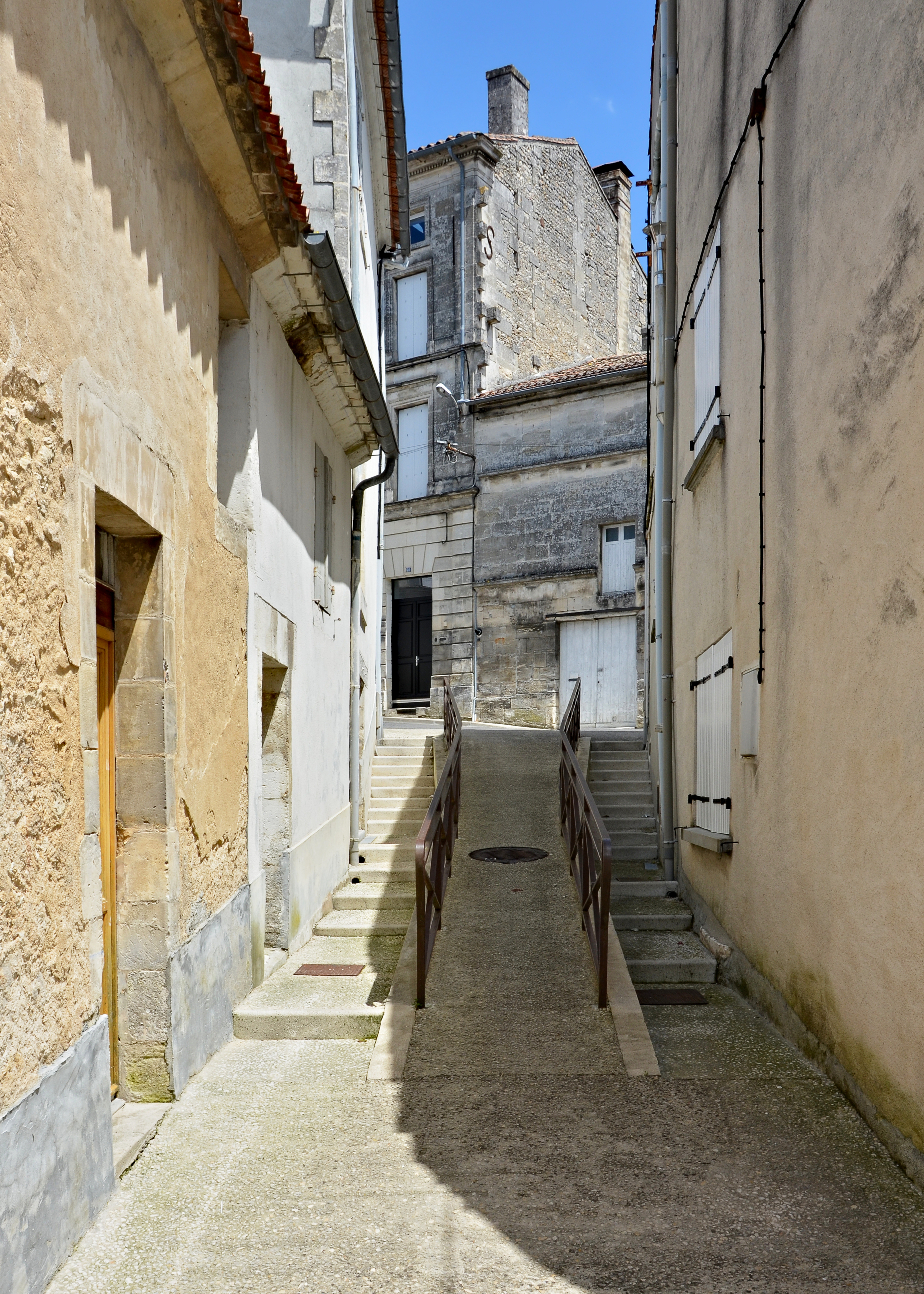 Châteauneuf 16 ruelle 2013
