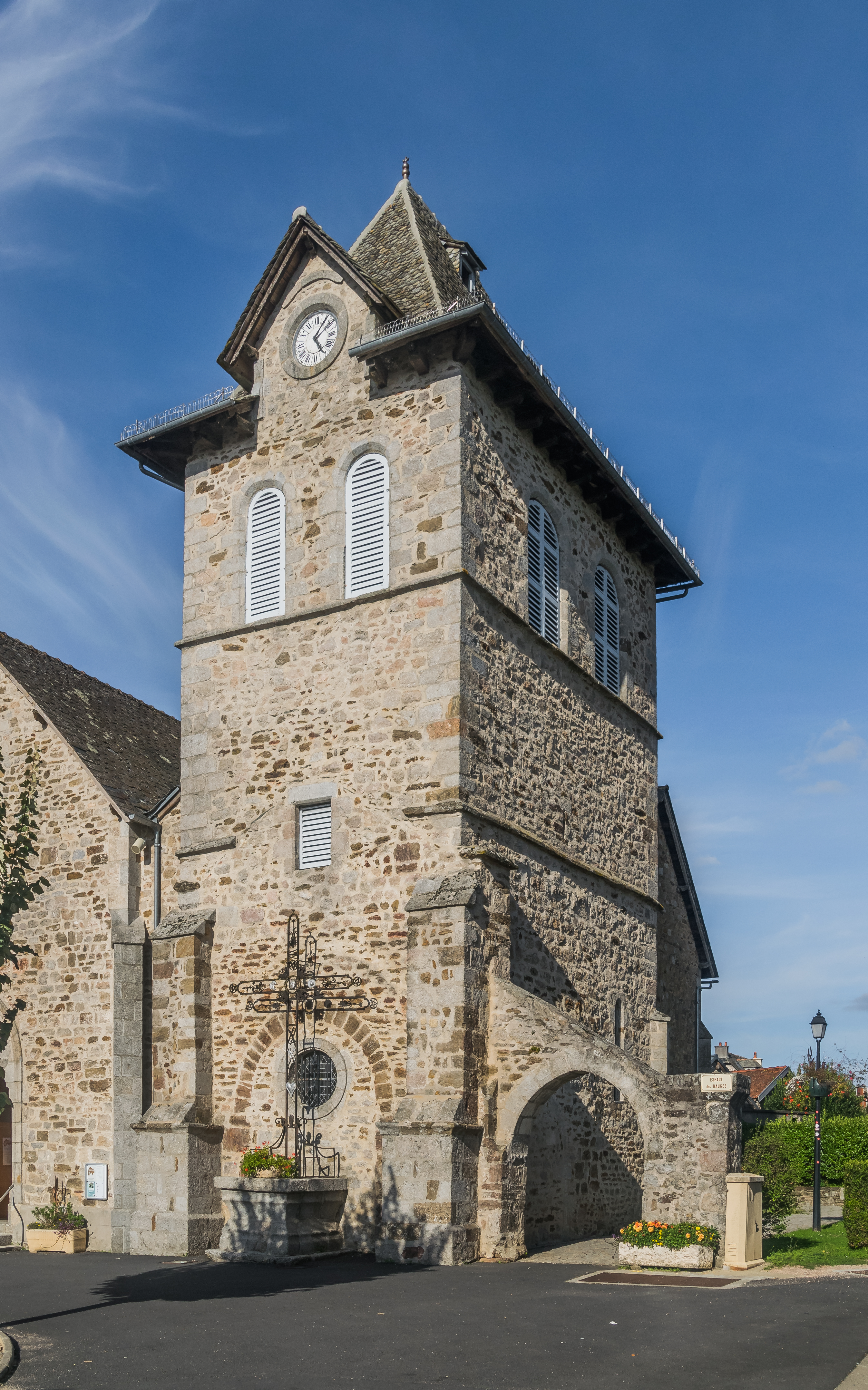 Church of Our Lady of the Purification of Cassaniouze 03