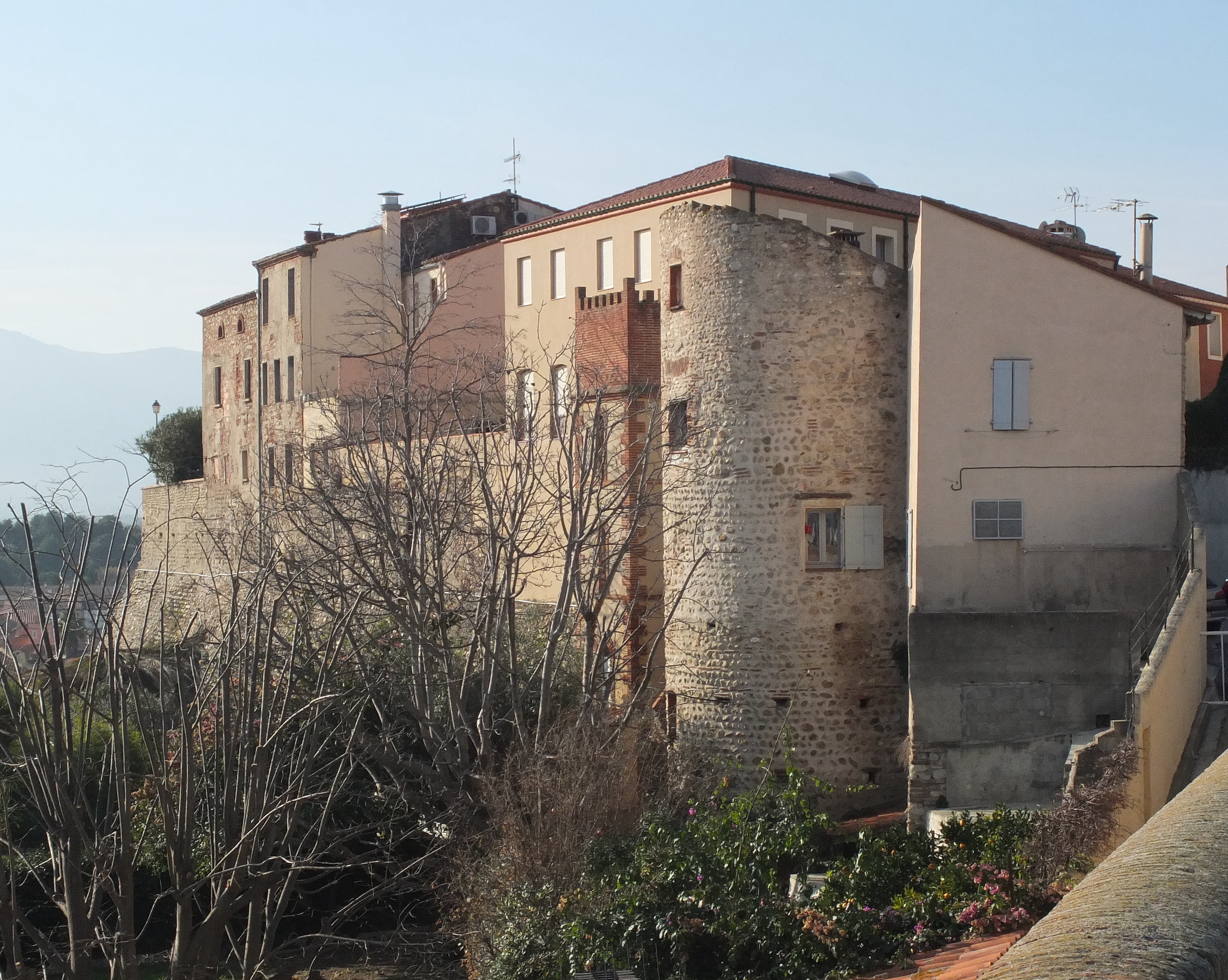 Elne upper town