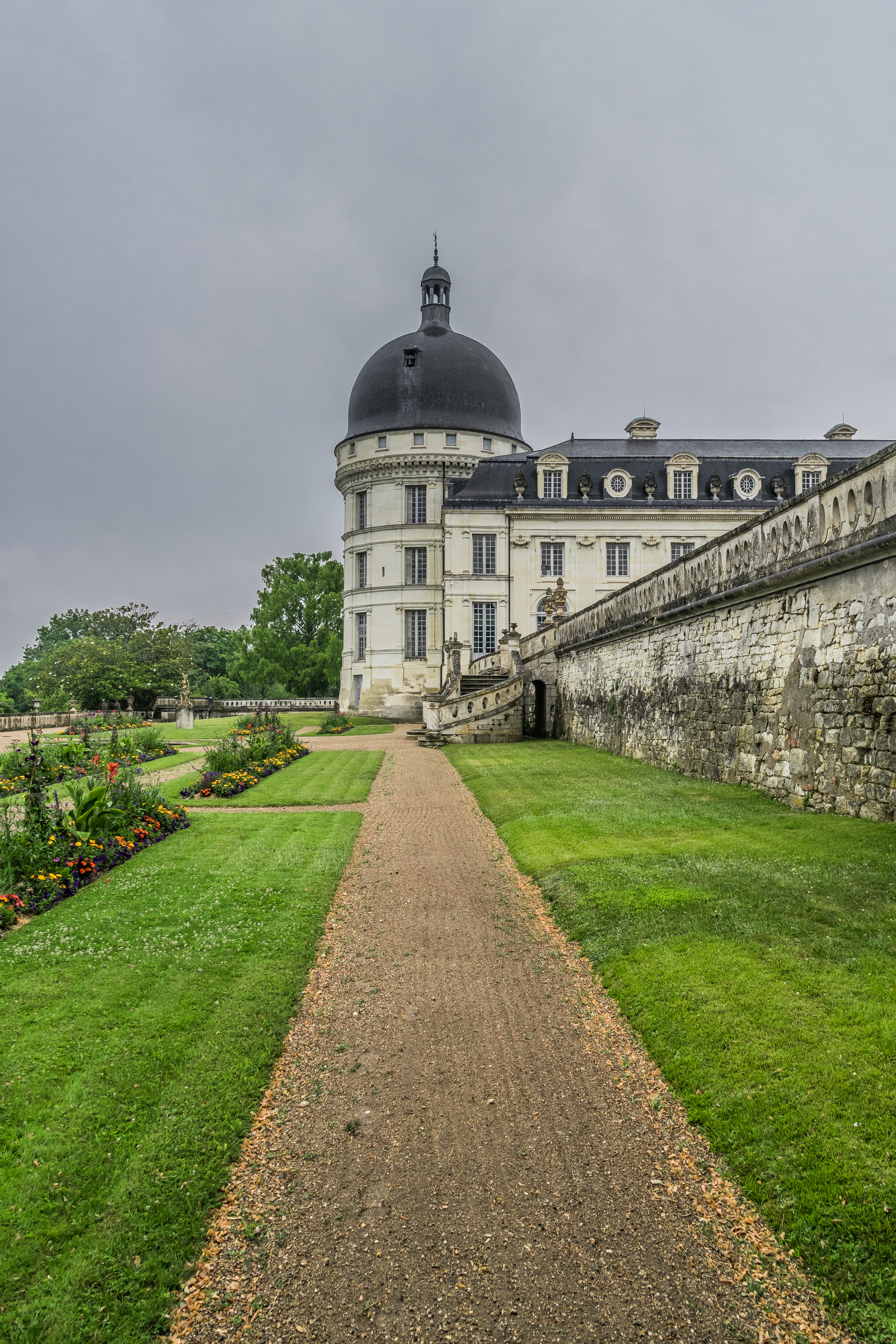 Exterior of the Castle of Valencay 34