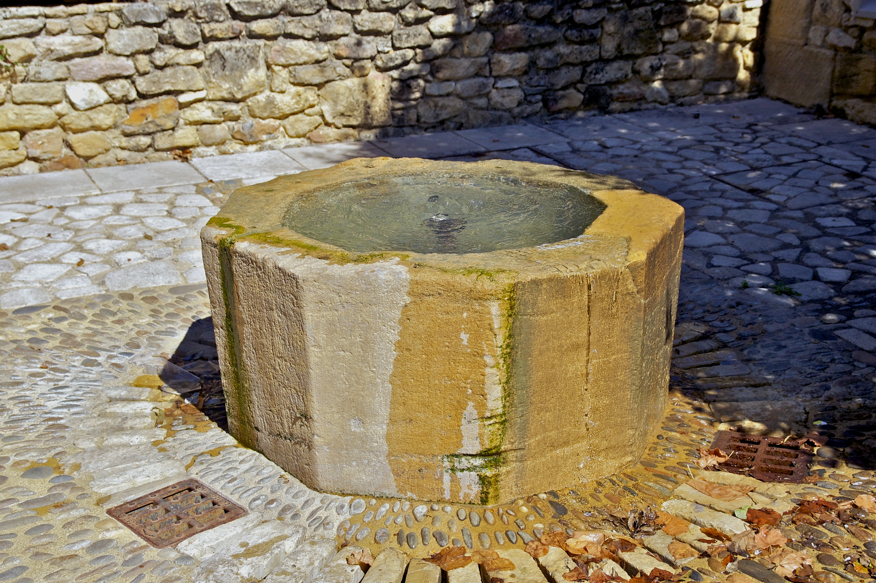 Fontaine Plazac