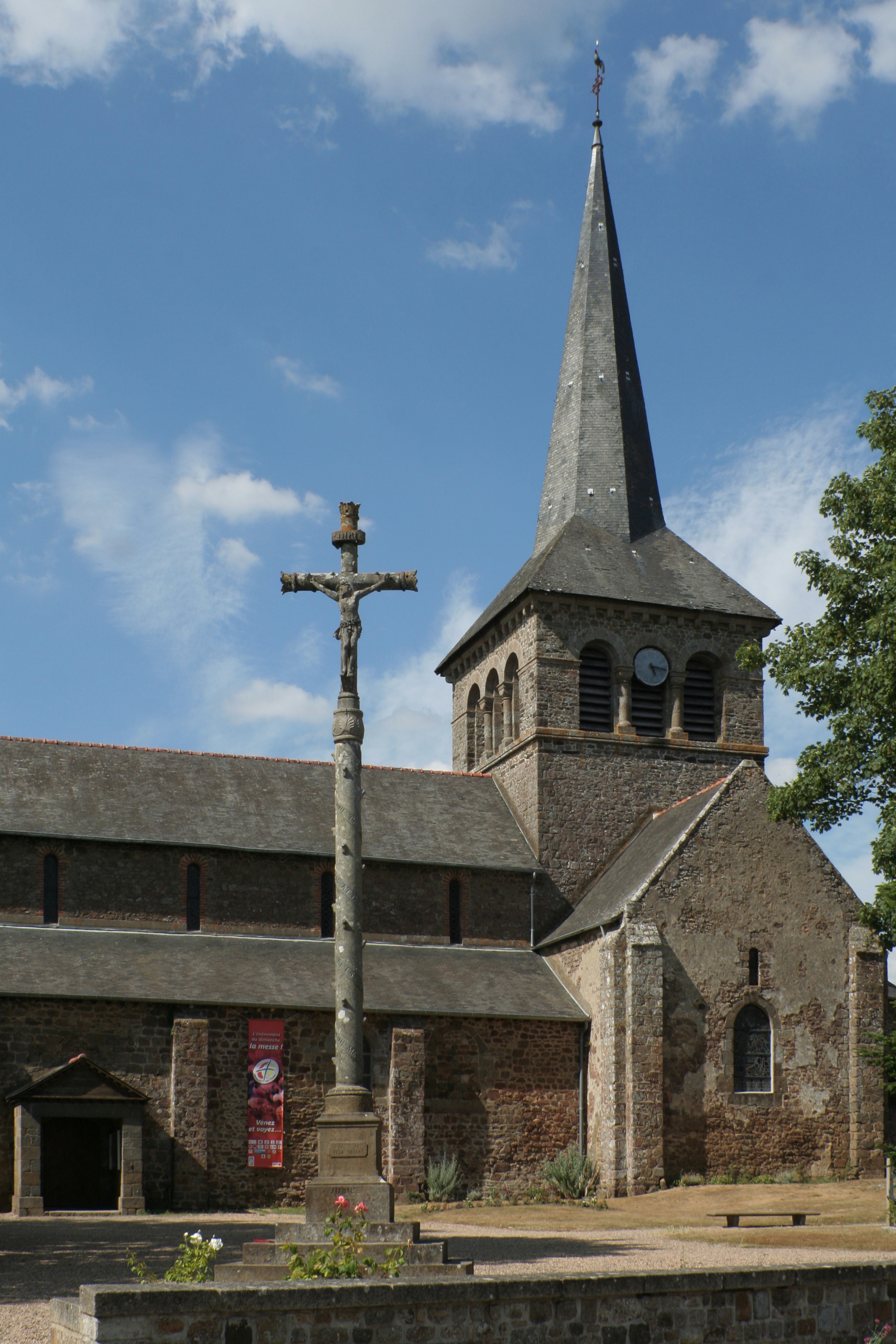 Hédé - Église Notre-Dame 02