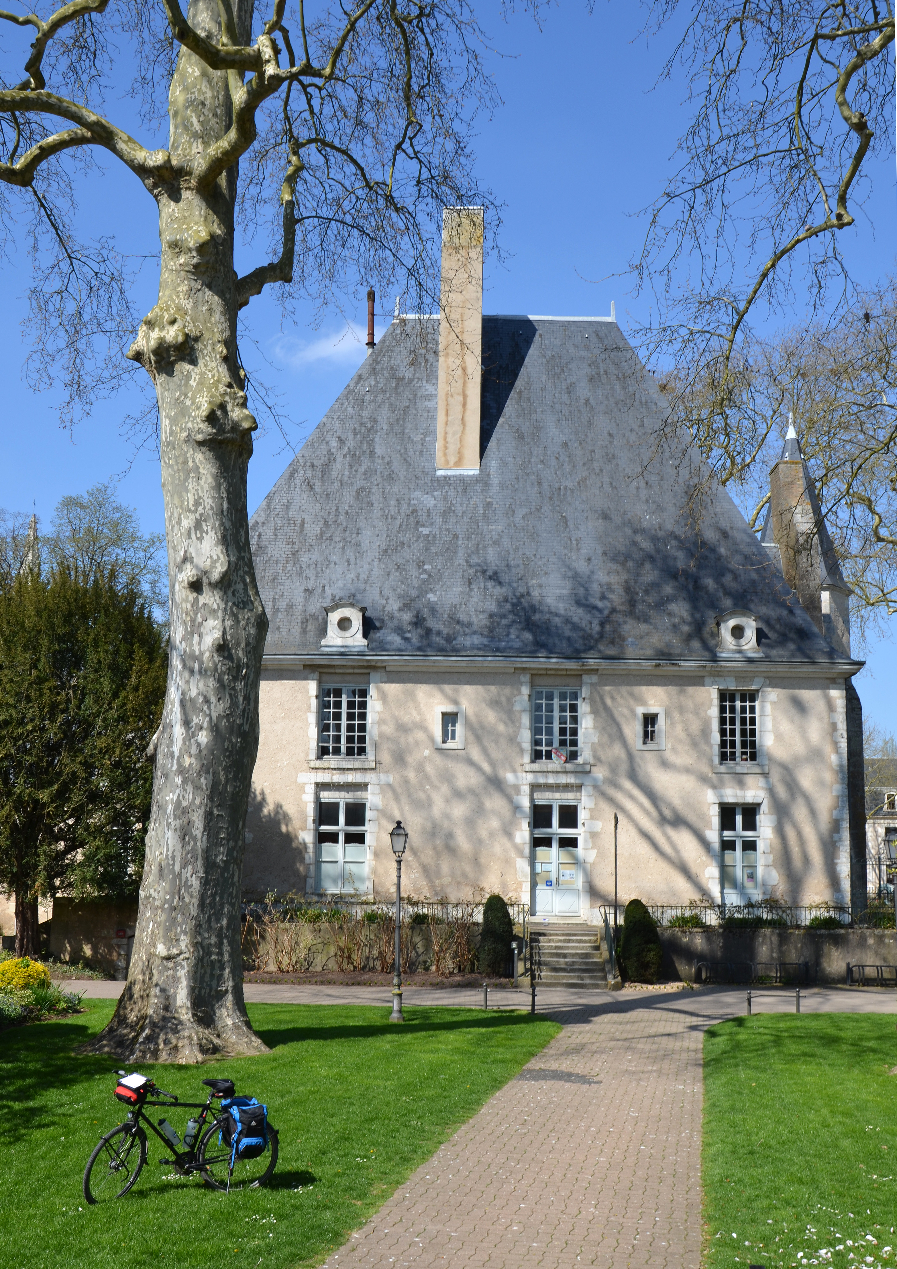 Hôtel-du-Saillant-a-Vendome-DSC 0496
