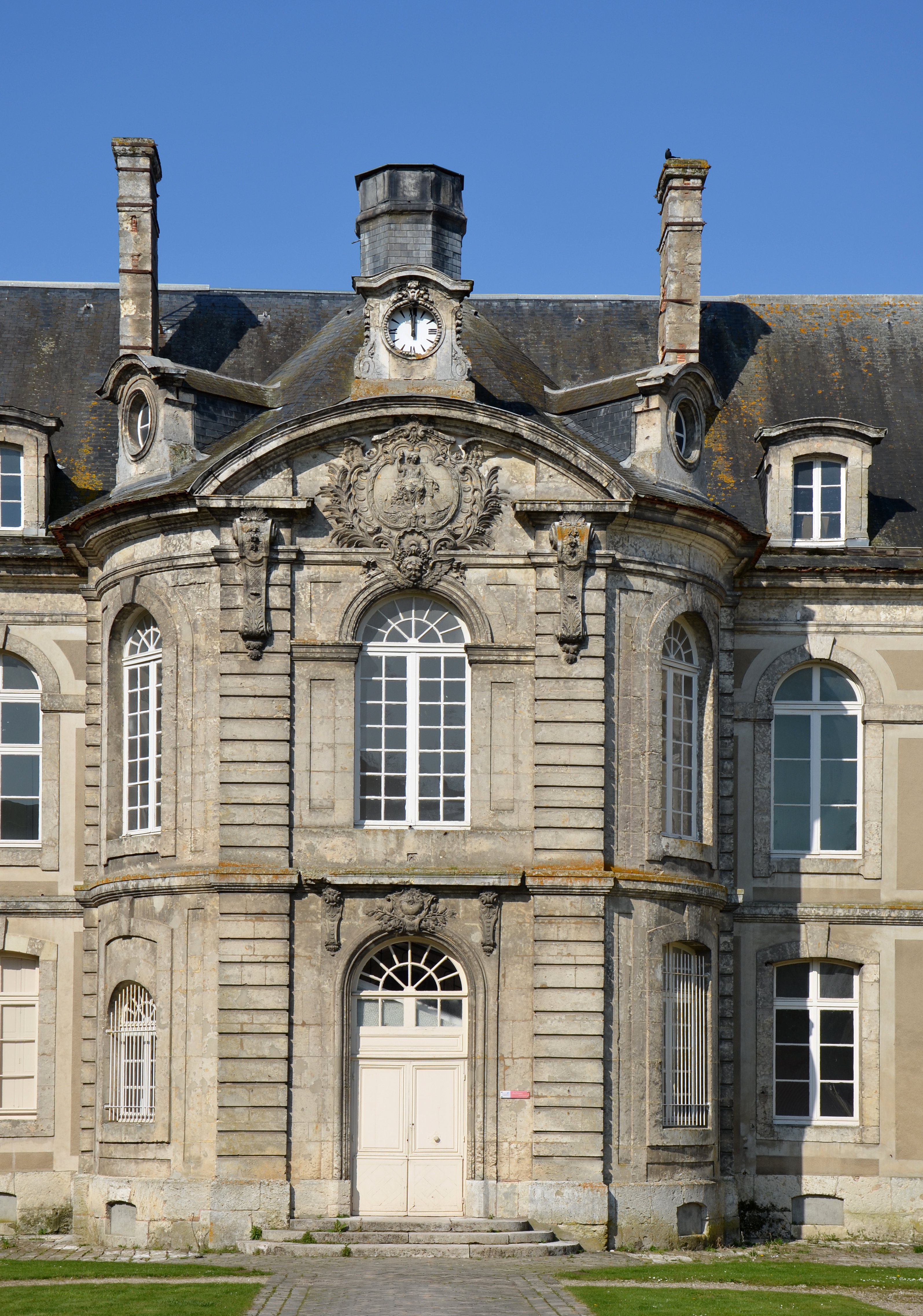 Hopital-de-Chateaudun-rue-des-Huileries-DSC 0095