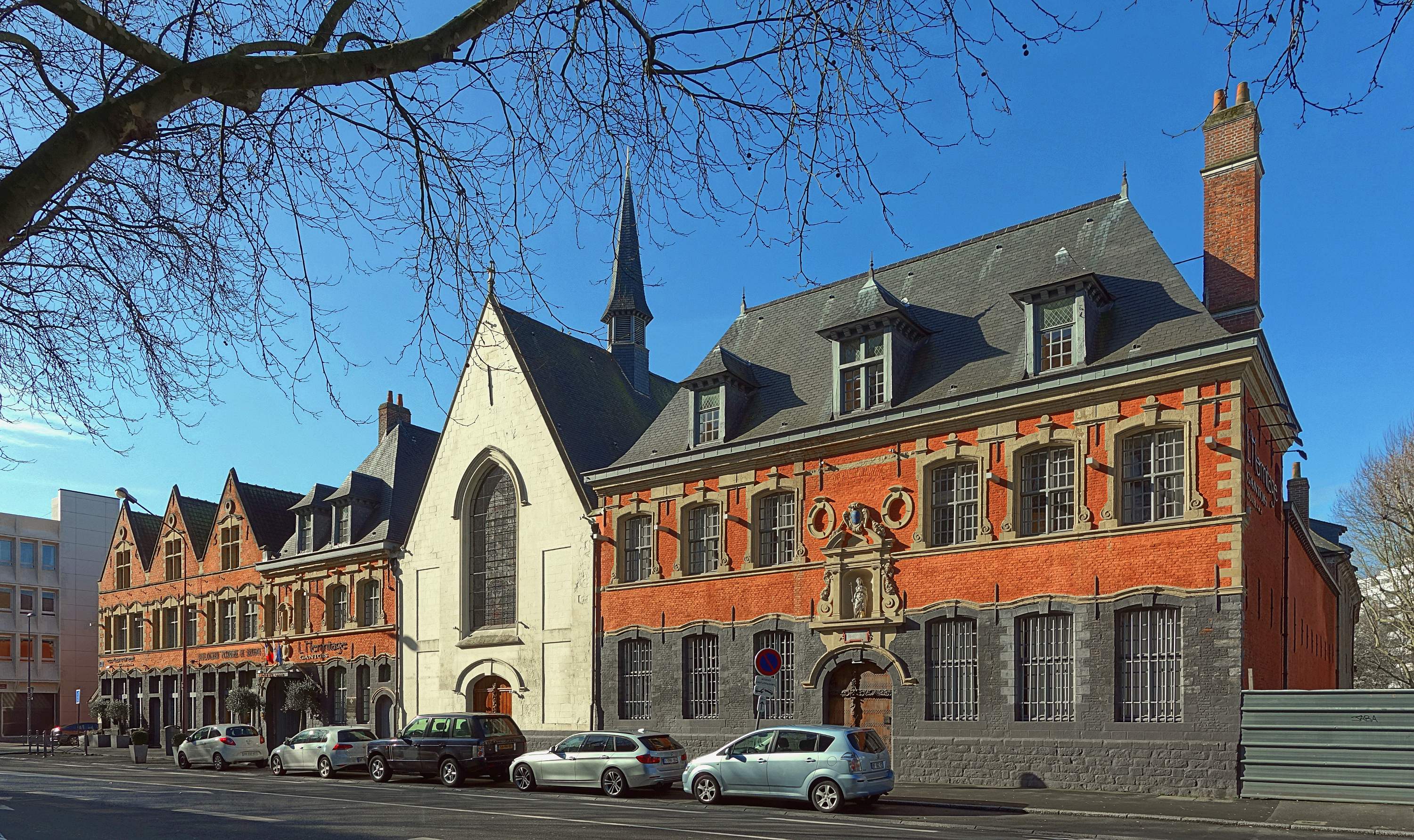 Lille hospice gantois trois quarts N