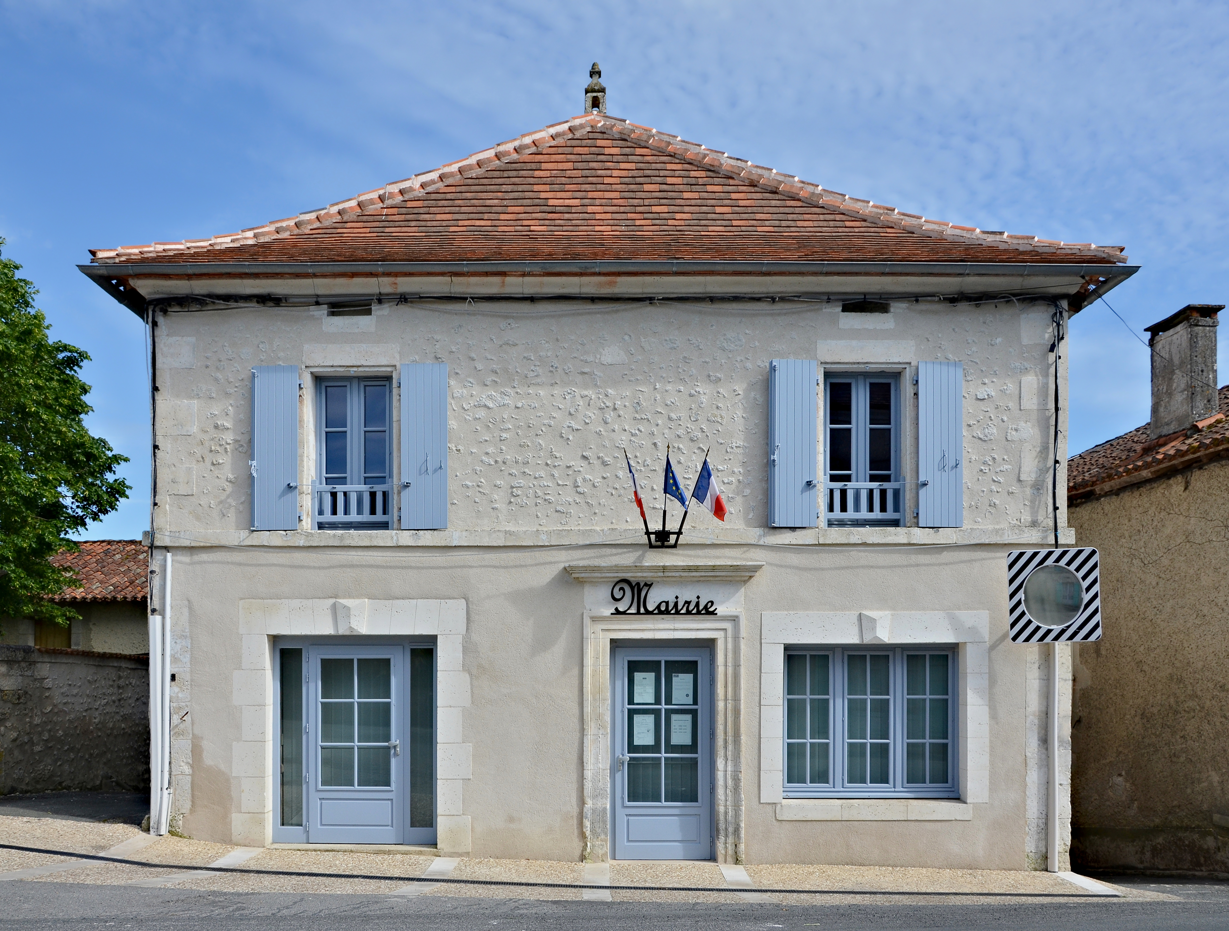 Lusignac 24 Mairie 2014