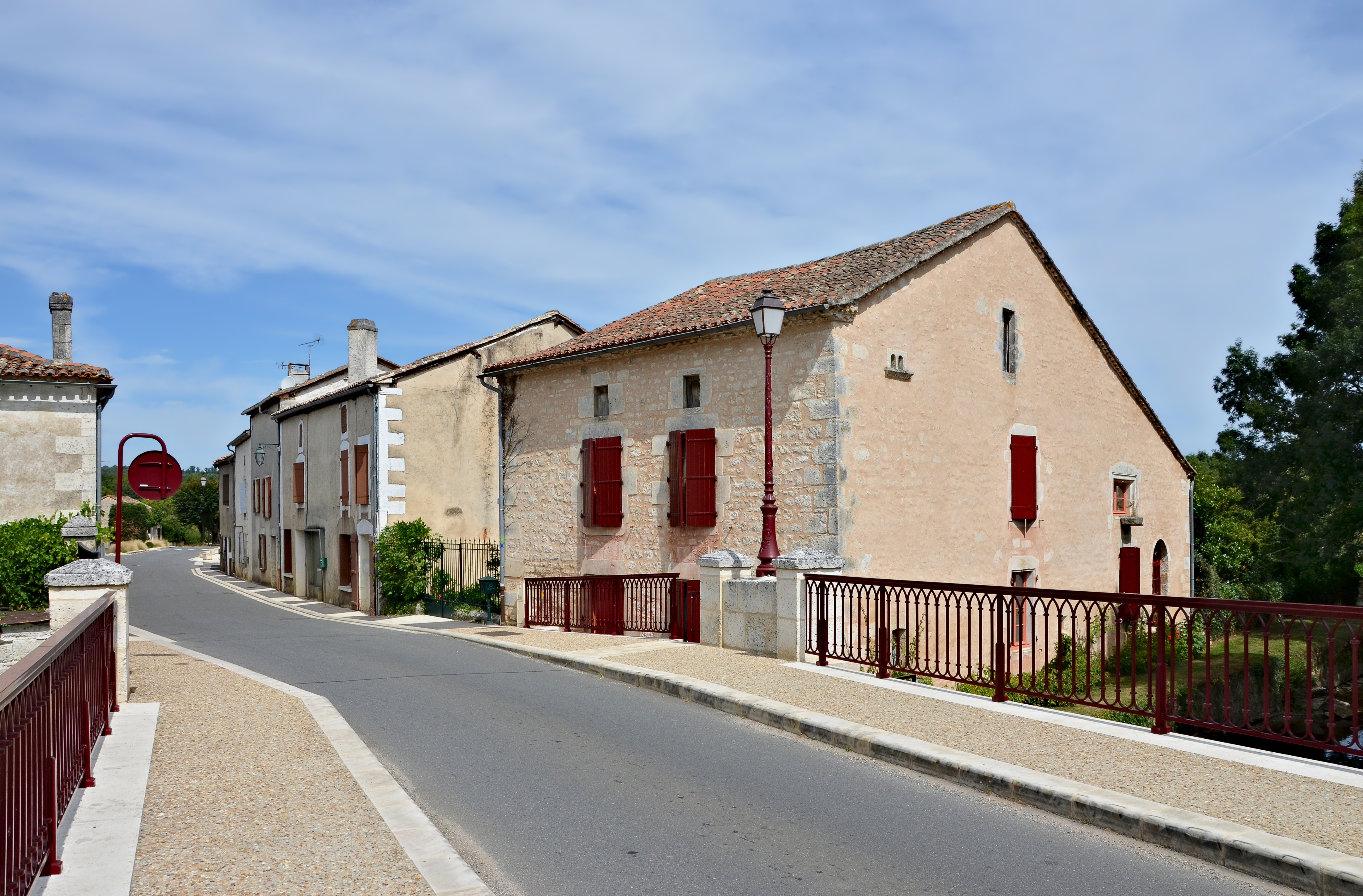 Marton 16 Route D16 depuis pont Bandiat 2013
