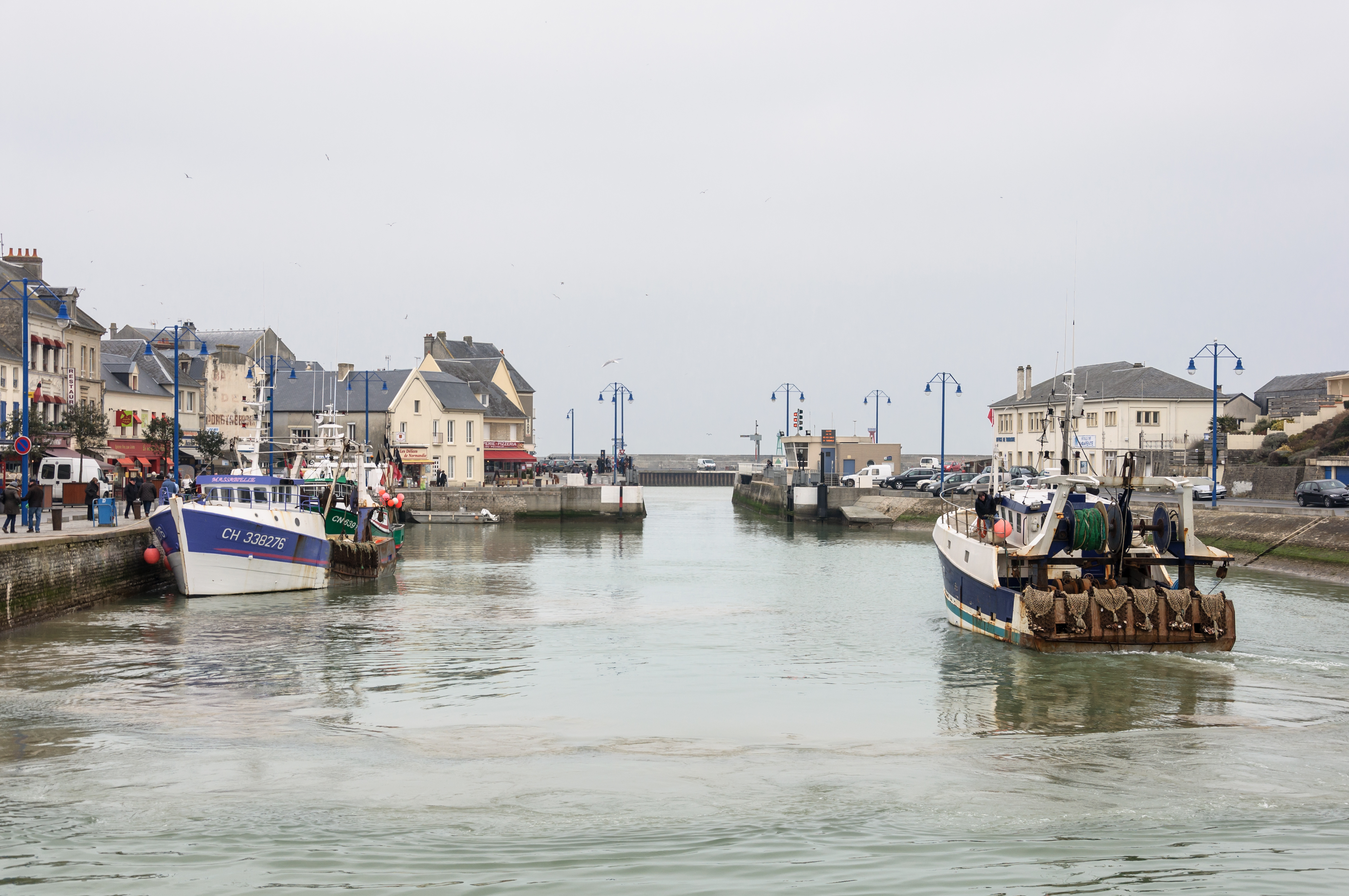 Port-en-Bessin-Huppain chenal
