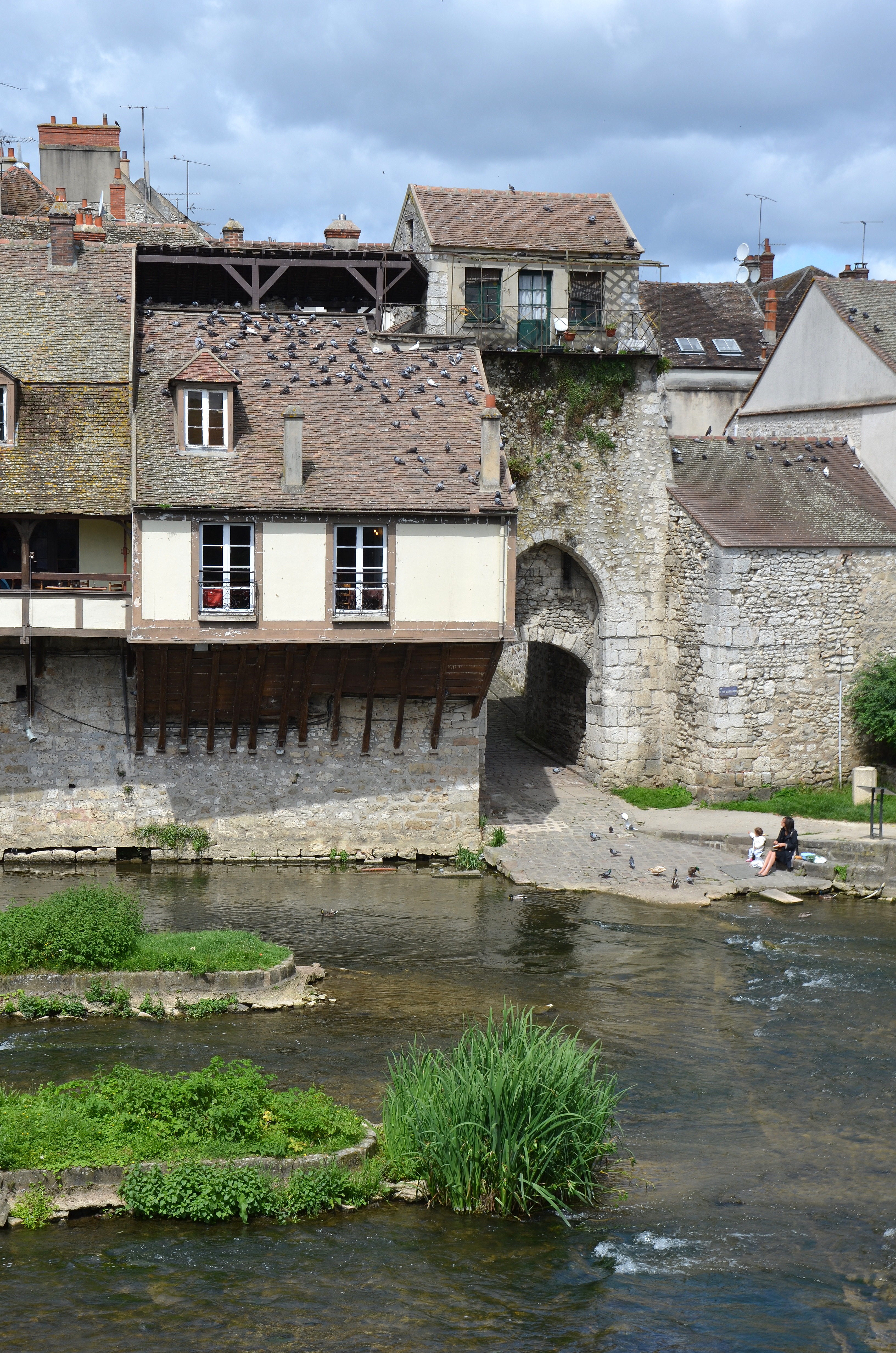 Poterne de Moret-sur-Loing DSC 0022