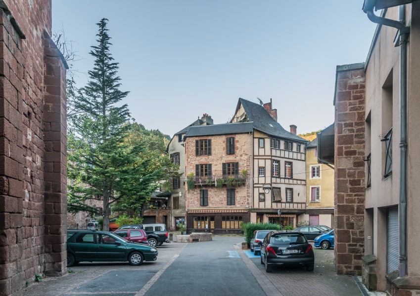 17 Rue Corneboriol in Marcillac-Vallon 02