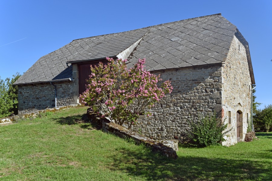 Ancienne-grange-a-Bassignac-le-Haut-DSC 0471