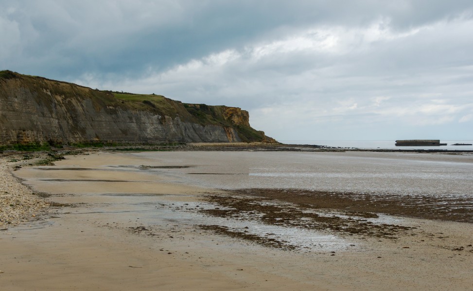Arromanches-les-Bains Gold Beach Cap Manvieux Mulberry