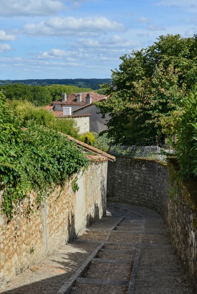 Aubeterre 16 Ruelle 2014