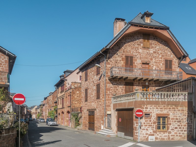 Avenue de la Murette in Marcillac-Vallon 03